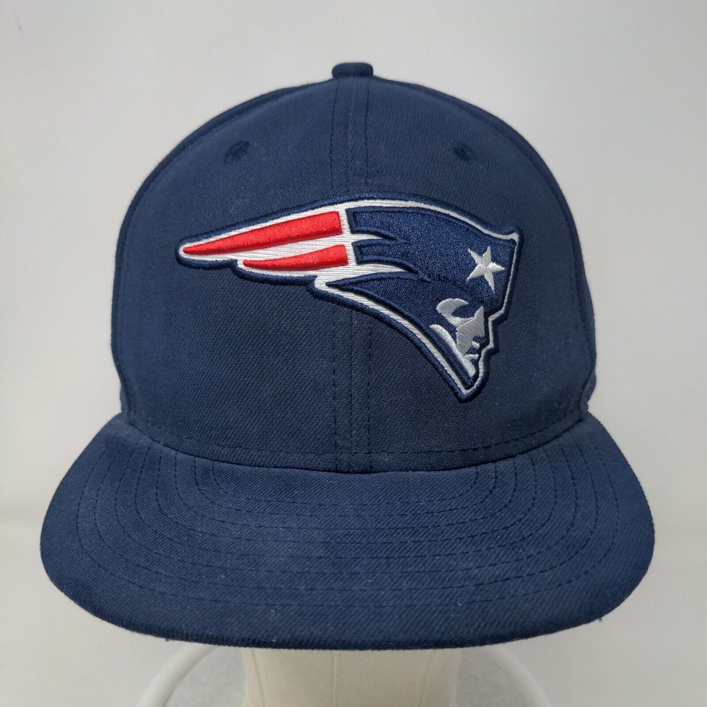 New Era Mens Fitted Hat Blue 7 3/8 New England Patriots Embroidered Logo 59Fifty