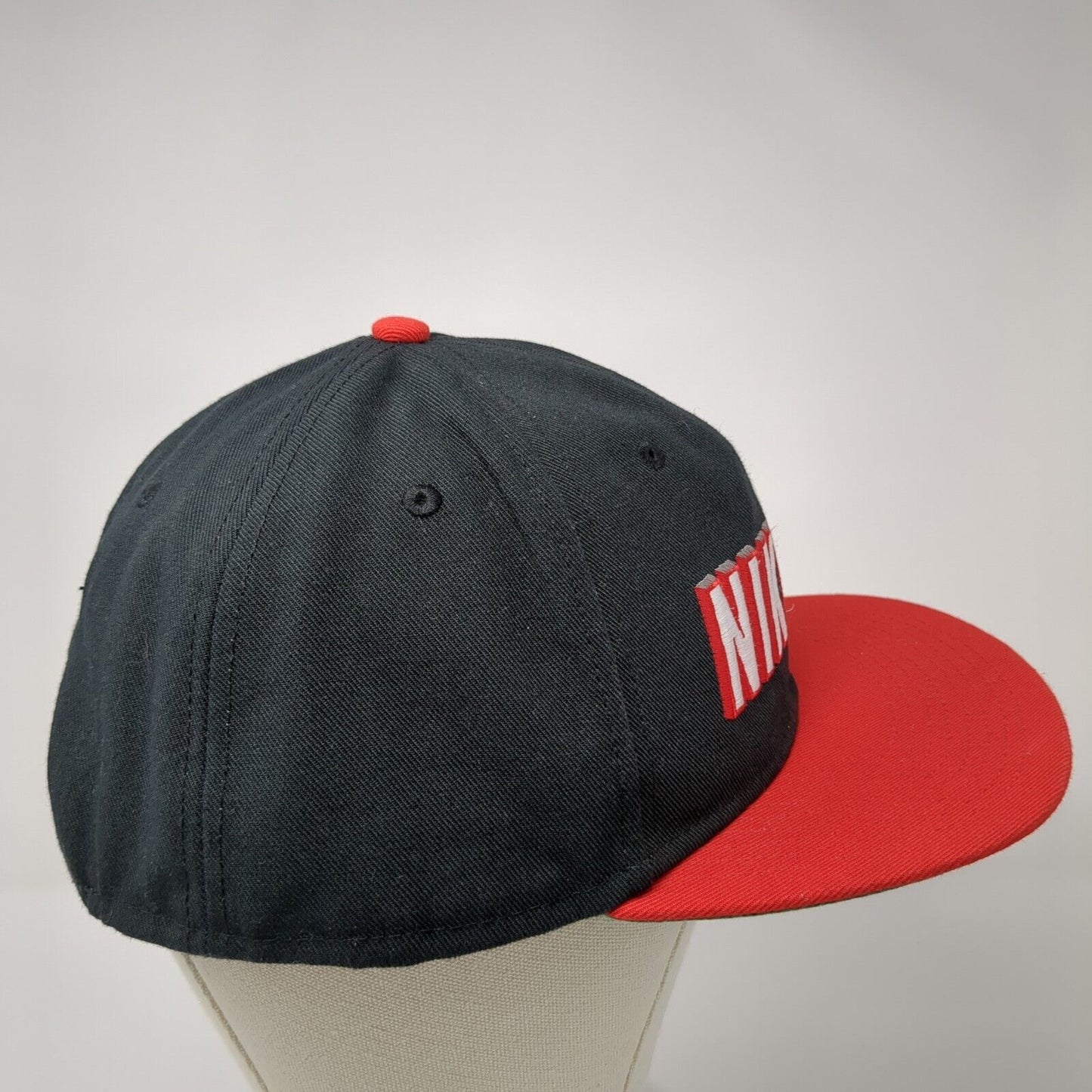 Nike S1ze SB Skateboard Snapback Hat Multioclor OSFA Embroidered Logo