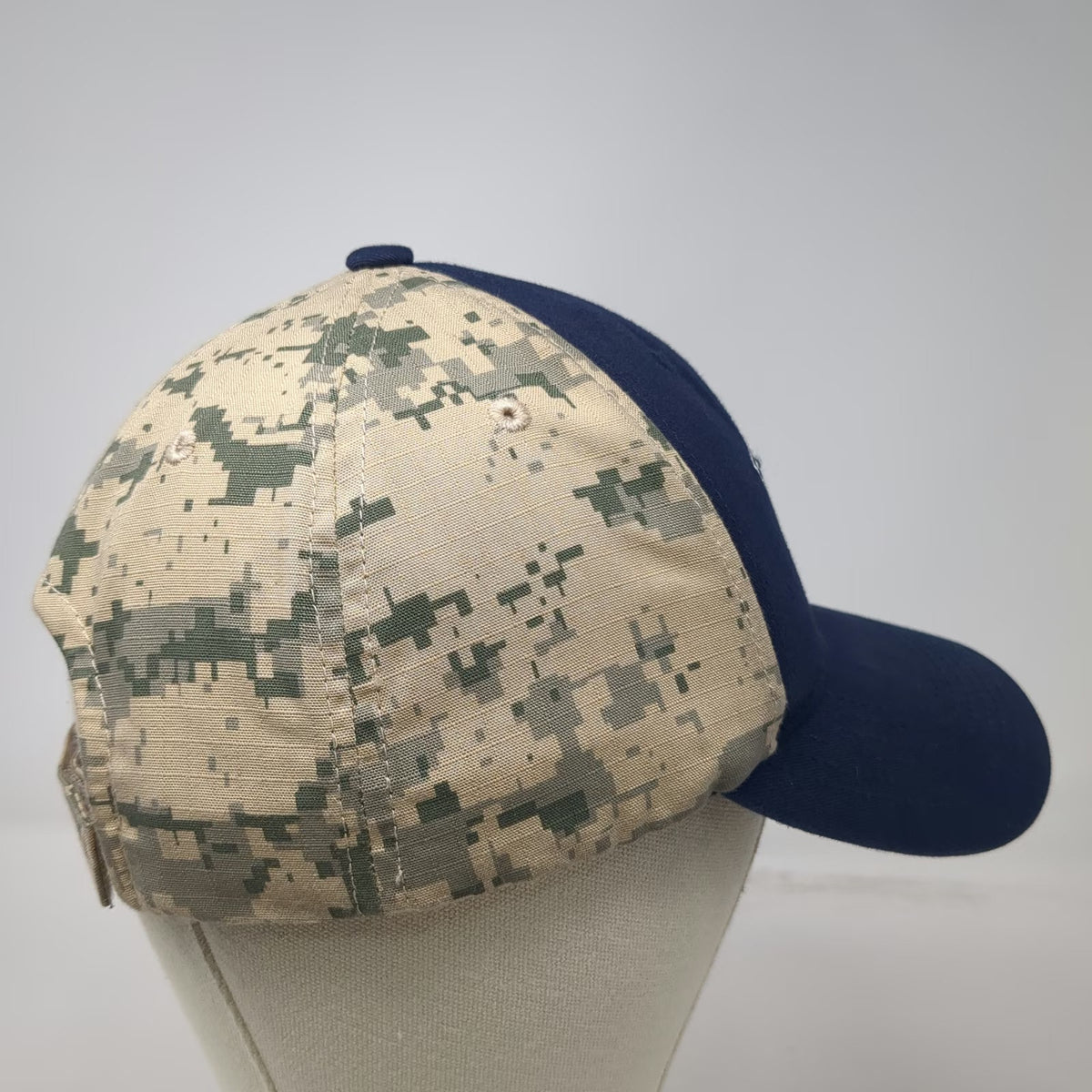 Dallas Cowboys NFL Authentic One Size Blue Digital Camo Strapback Hat Star Logo
