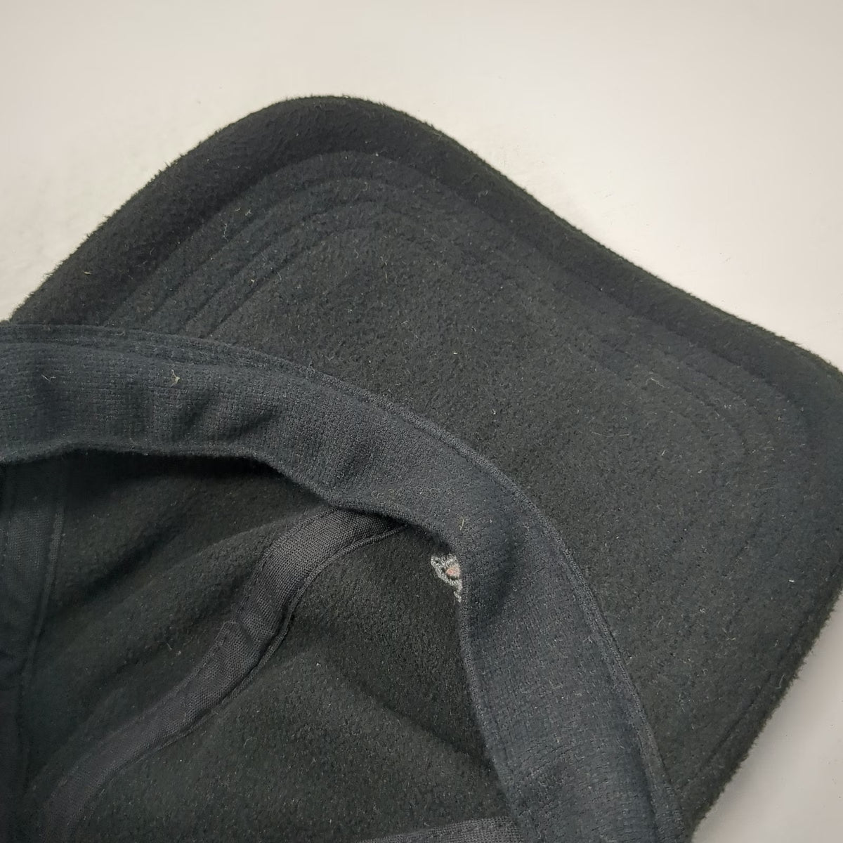 Duluth Trading Co Baseball Cap Black M/L Fleece Slideback Logo Hat