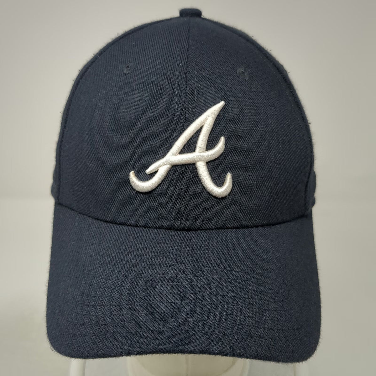 New Era Atlanta Braves MLB Baseball Cap Blue L 39THIRTY Stretch Fit Curved Hat
