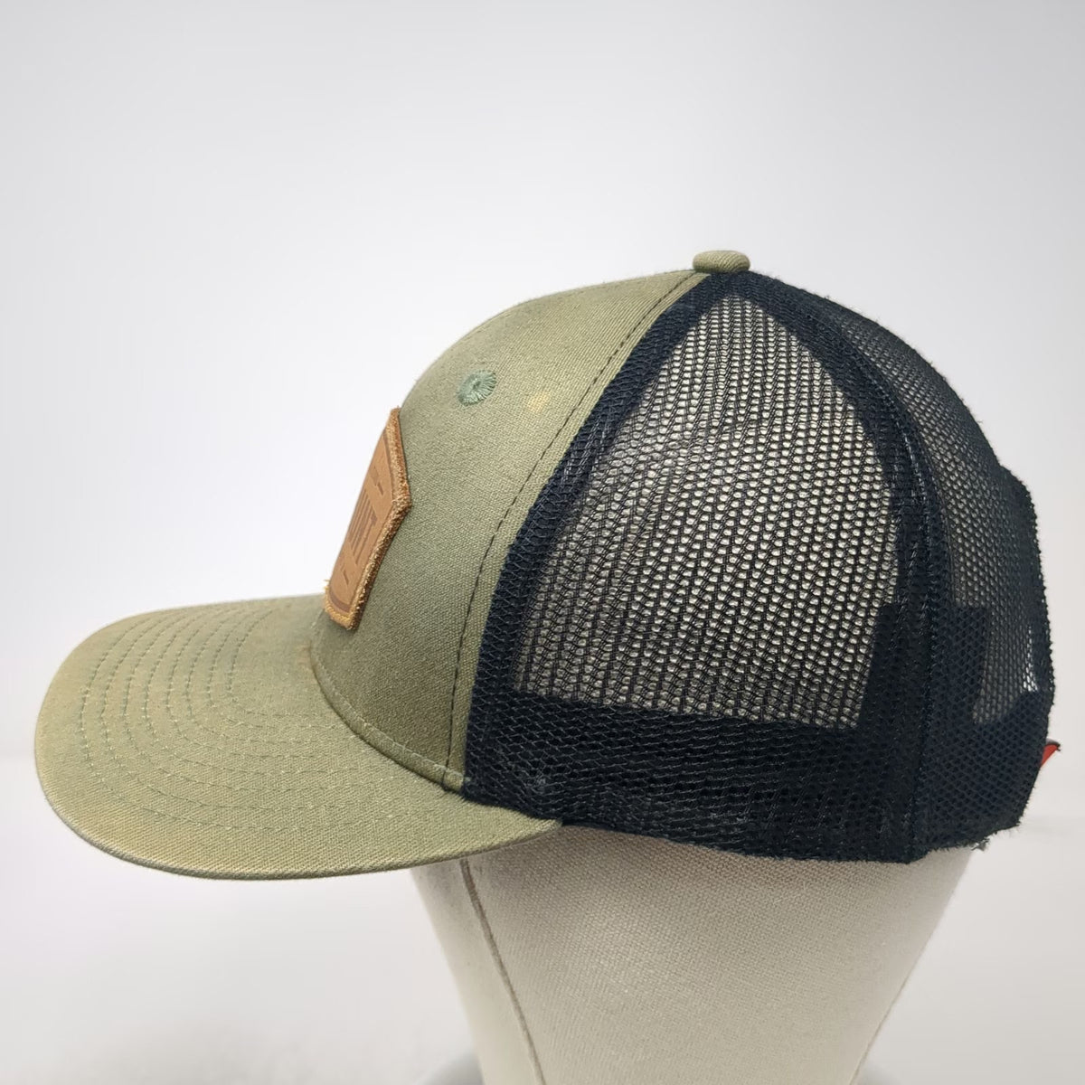 onX Hunt Green Trucker Hat One Size Black Mesh Snapback Leather Patch Topo Print