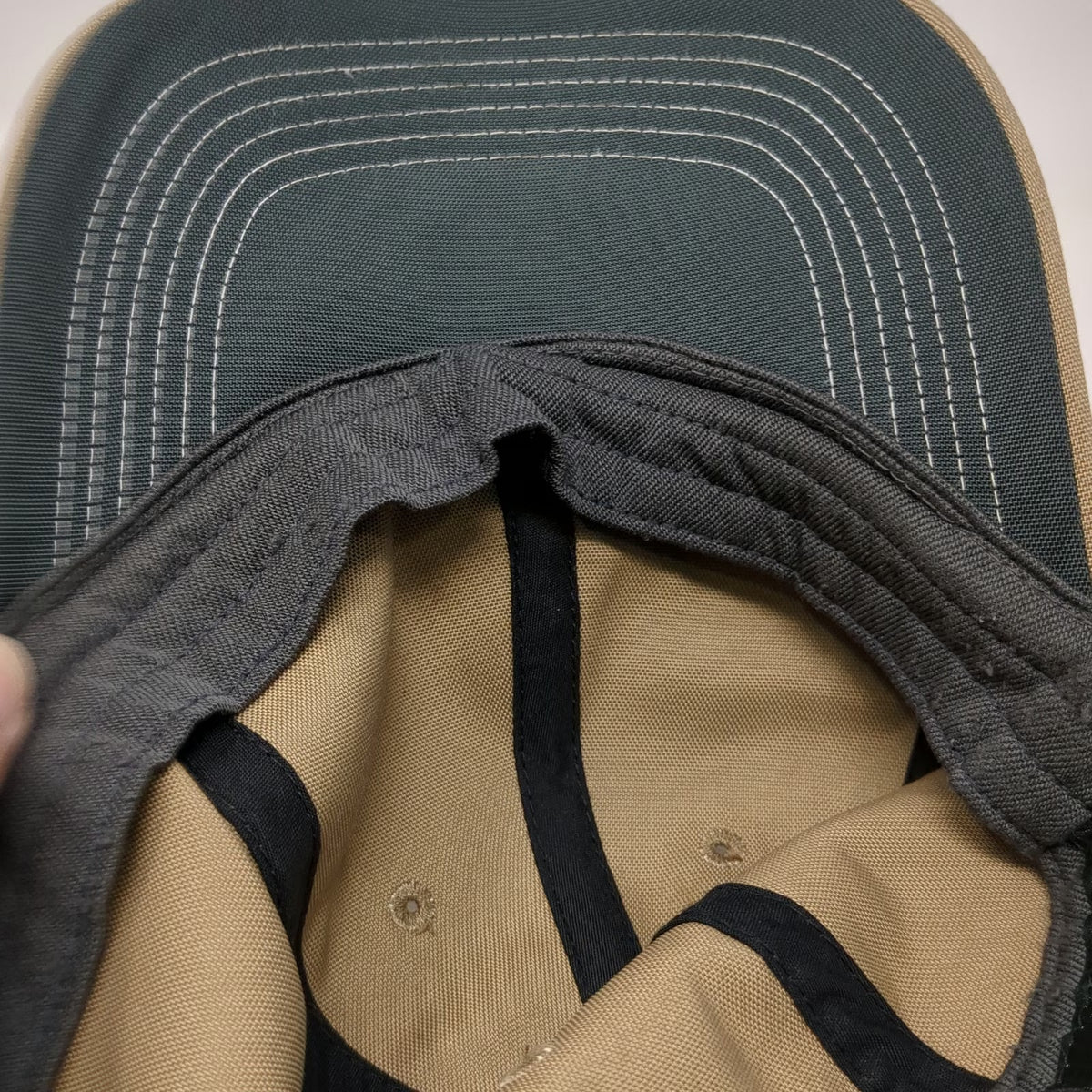 Nike Baseball Cap Brown One Size Contrast Stitch White Swoosh Golf Strapback Hat