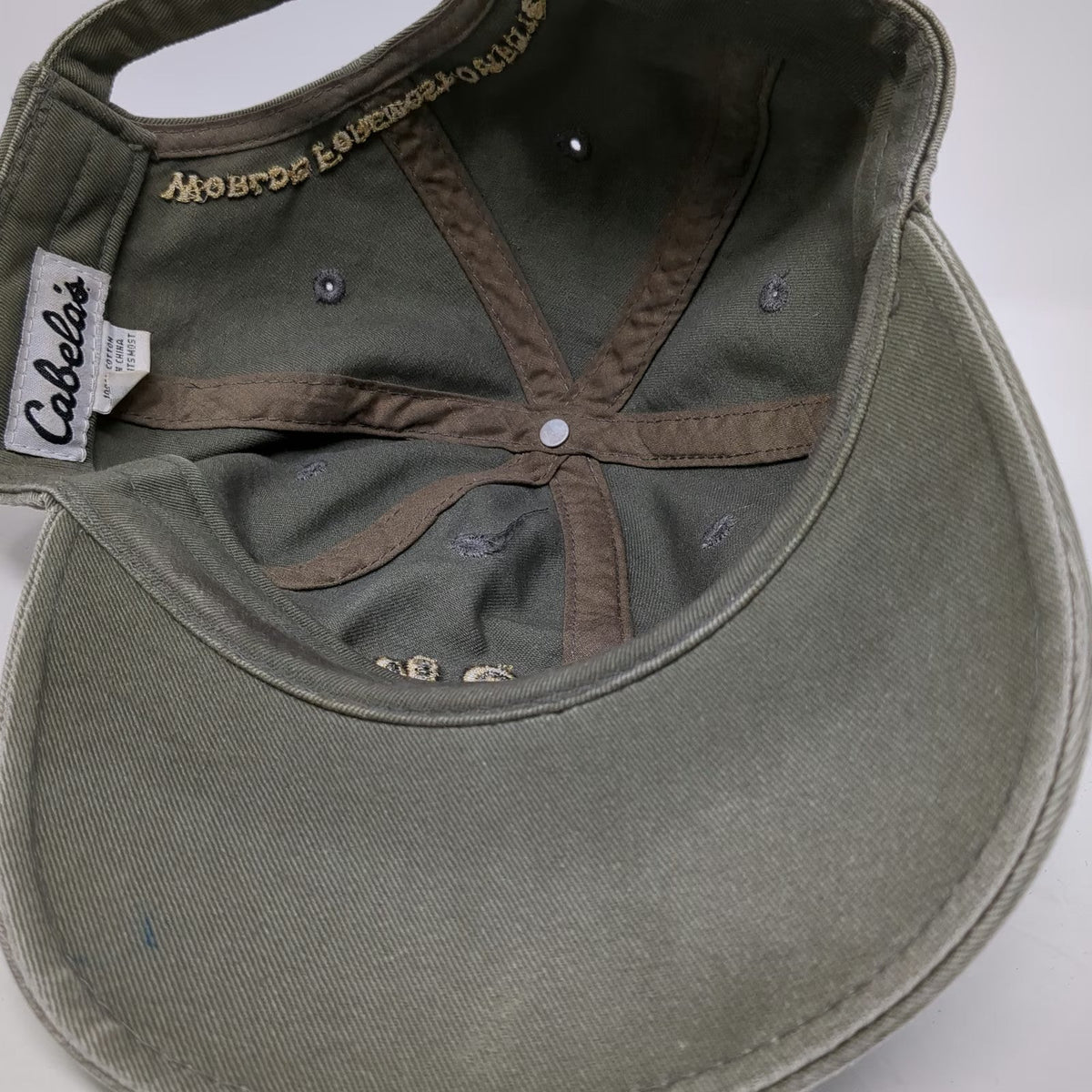 Cabela's Green Baseball Cap One Size Slideback Worlds Foremost Outfitter Fishing