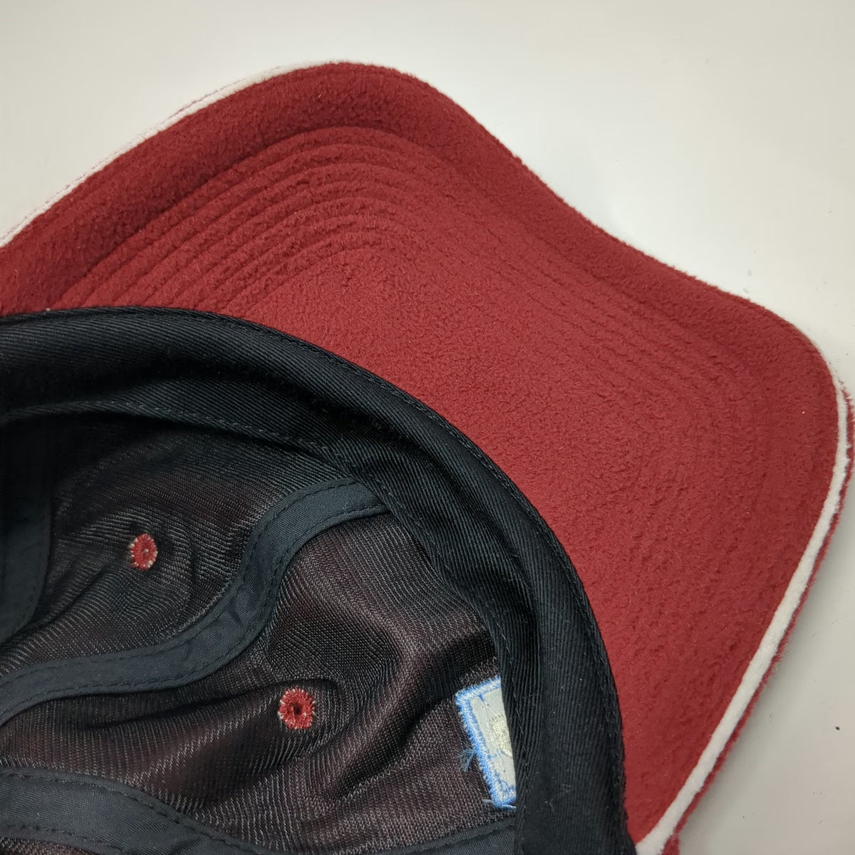 G.H. Bass & Co Trapper Cap Red Fleece Winter Hat Shield Logo Ear Flaps Vintage