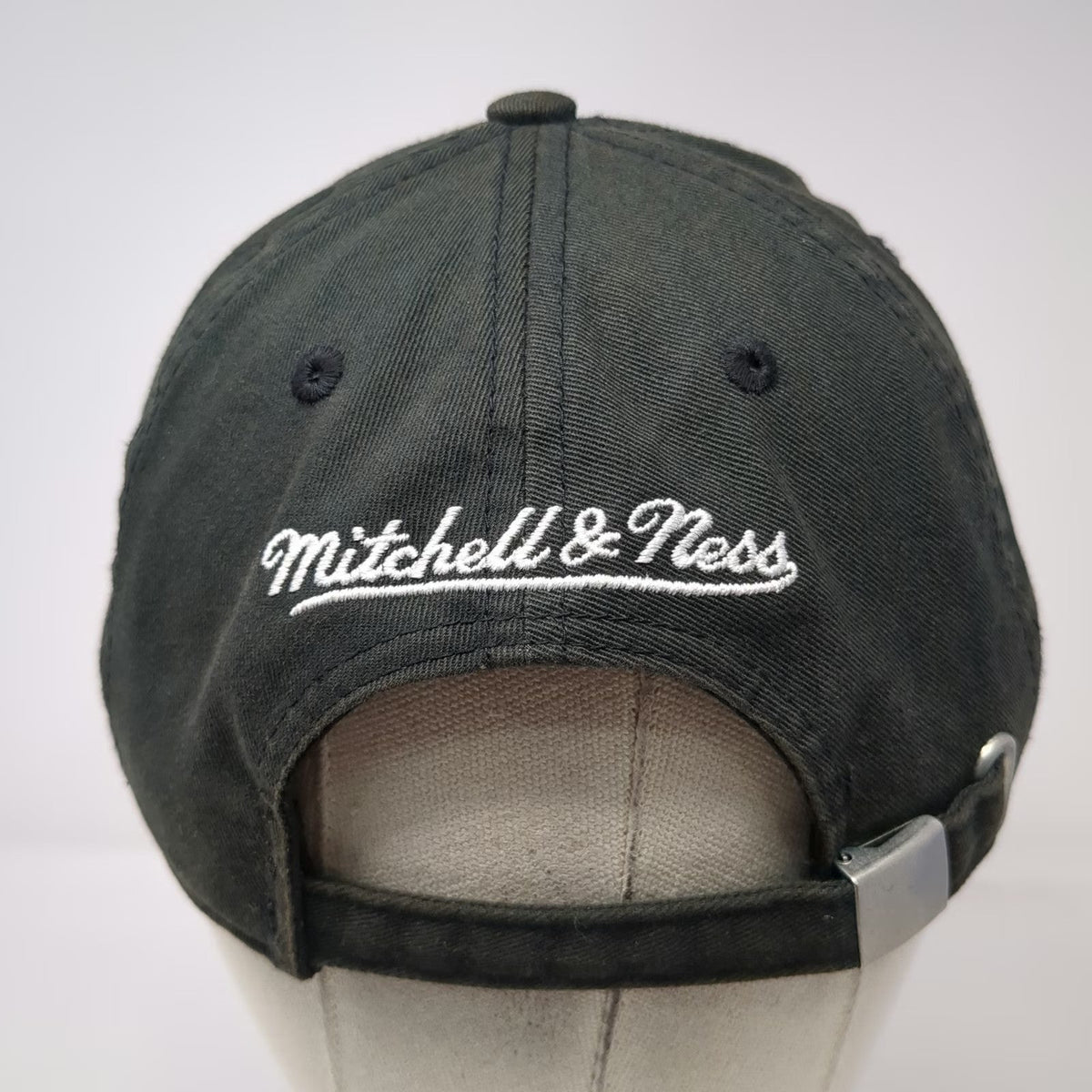 Cleveland Cavaliers NBA Mitchell & Ness Black One Size Cap Strapback Curved Hat