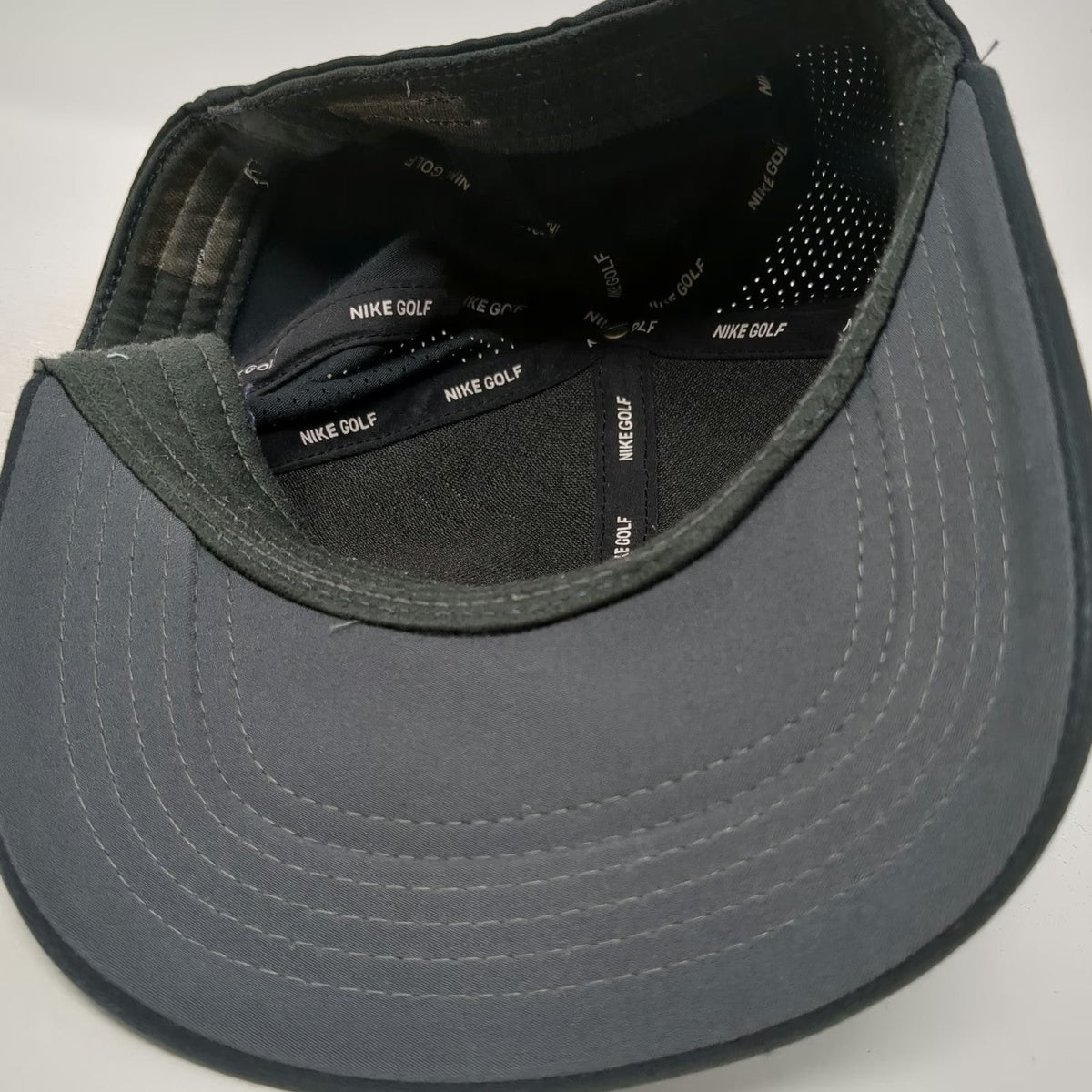 Nike Baseball Cap Black L Swoosh Perforated Mesh Panels Fitted Golf Athletic Hat