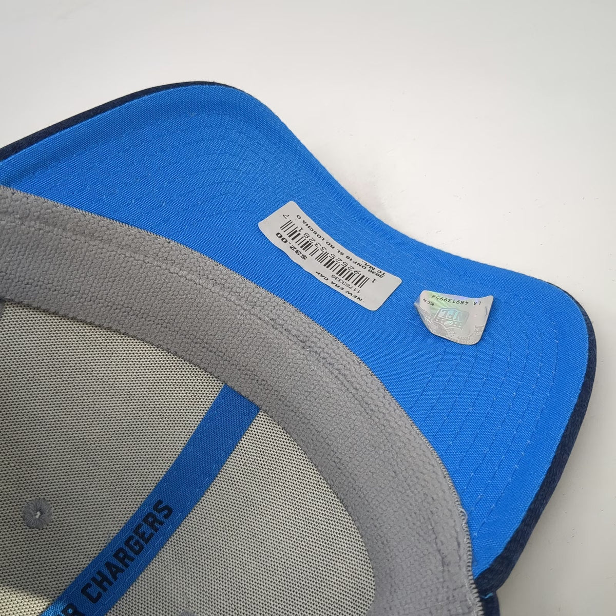 Los Angeles Chargers NFL New Era Cap Blue L 39THIRTY Stretch Fit Grey Crown Hat
