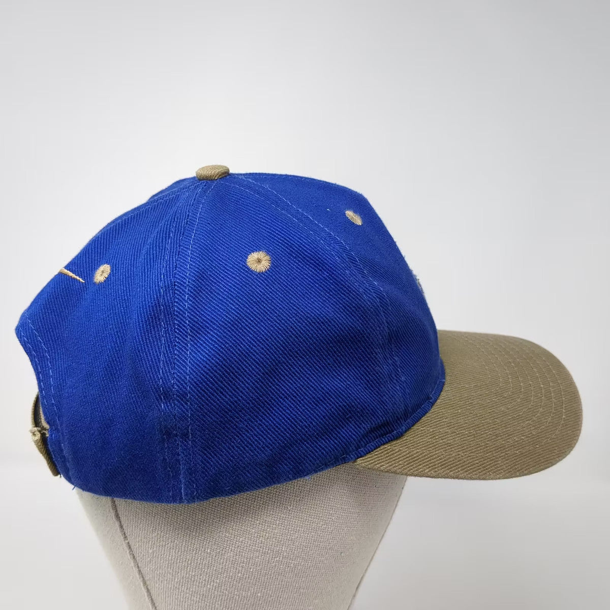 Nike Baseball Cap Blue Beige OS Desert Aire Golf Course Embroidered Strap Hat