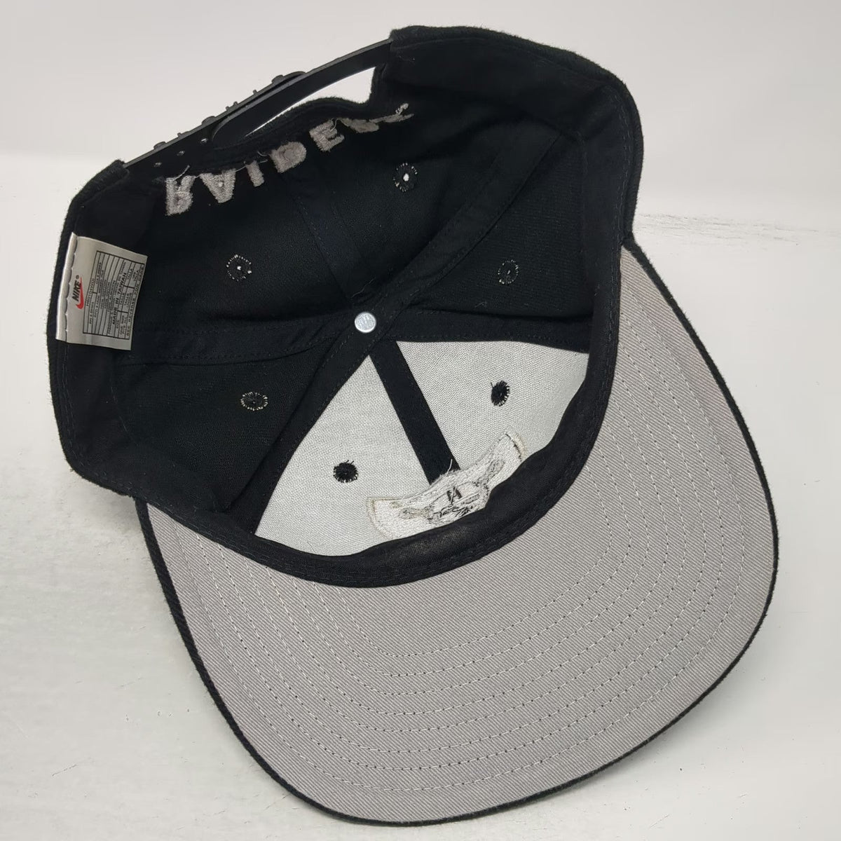Nike Raiders NFL Black Baseball Cap Pro Line Authentic Snapback Hat Vintage