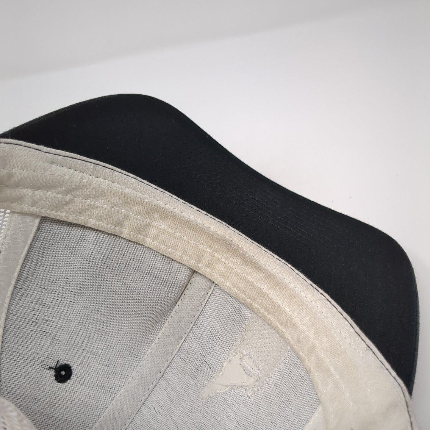 Idaho Beard Snapback Mesh Back Trucker Hat Black One Size Colorblock