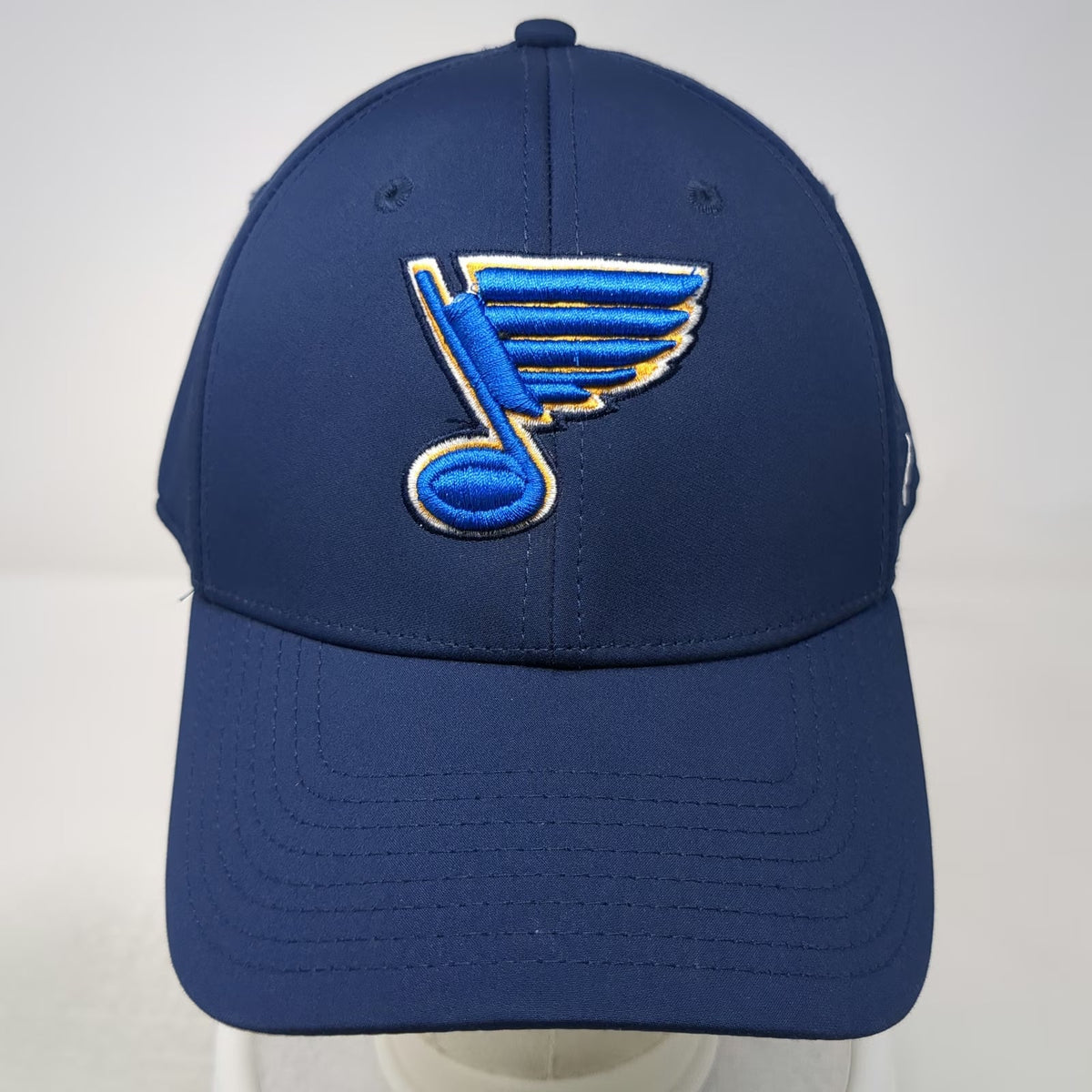 St. Louis Blues NHL Fanatics Cap Blue XL Flex Fit Embroidered Curved Brim Hat