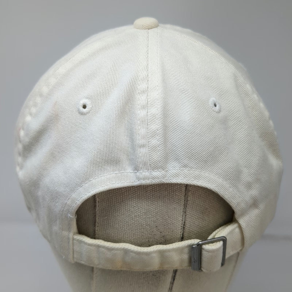 Nike Baseball Cap White One Size Heritage86 Slideback Adjustable Swoosh Hat