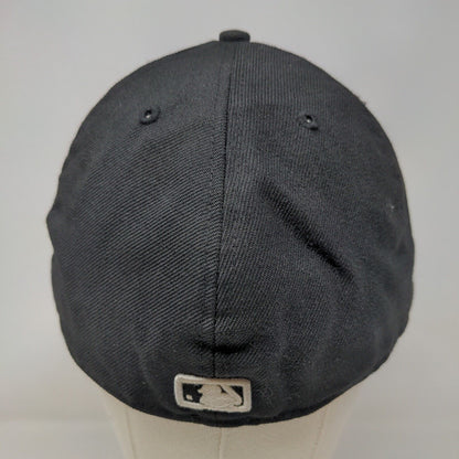 New Era Men's Fitted Hat Black 7 1/2 Embroidered Atlanta Braves Logo 59Fifty