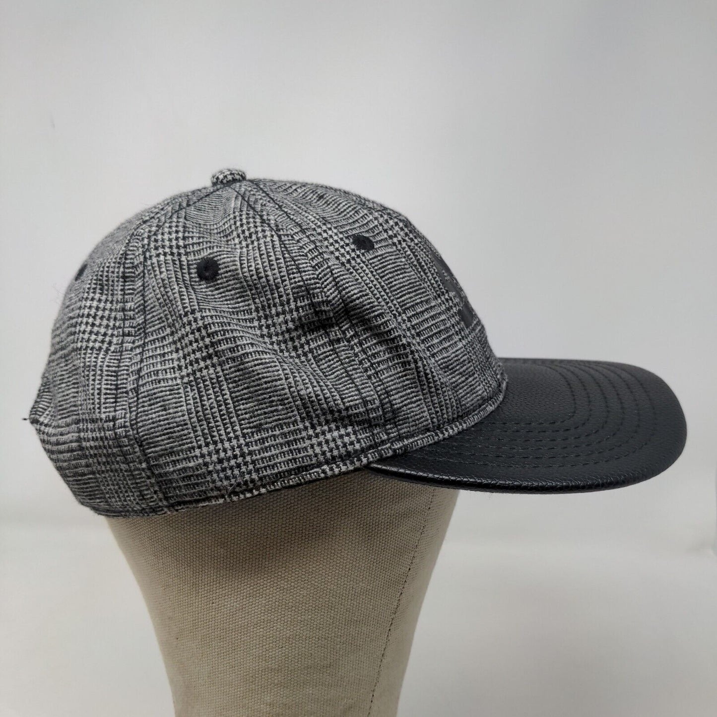 Unbranded Men's Snapback Hat Gray Black Graphic Logo SYL Adjustable