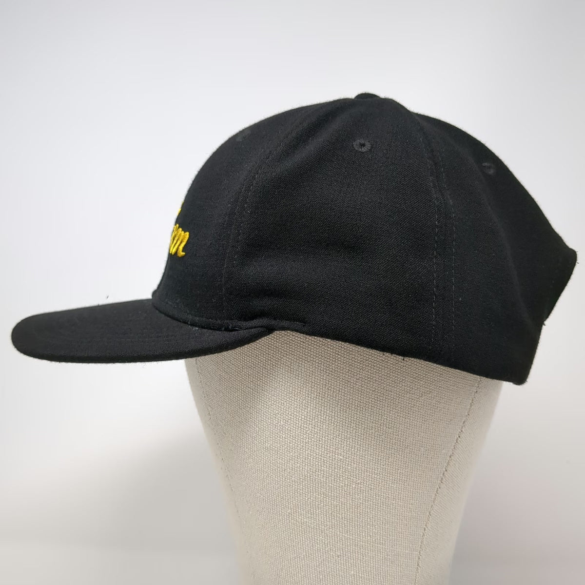 Volcom Snapback Hat Black One Size Yellow Script Logo Embroidery 6 Panel Cap