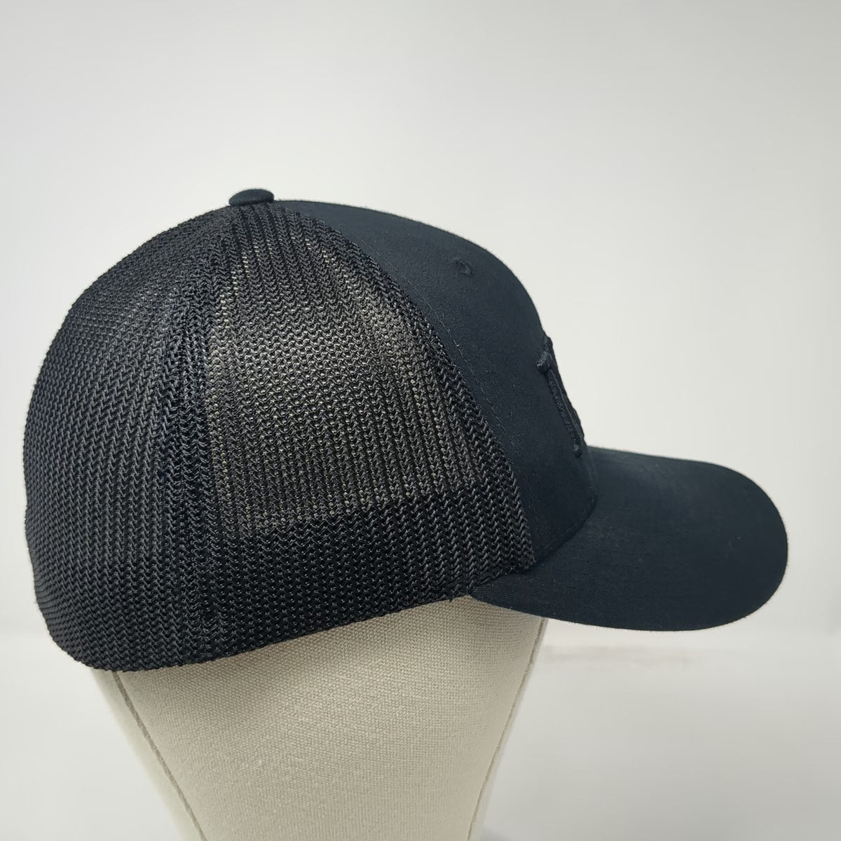 Richardson Baseball Cap Black Hat M Mesh Flexfit 110 Rogue Star Embroidery Logo