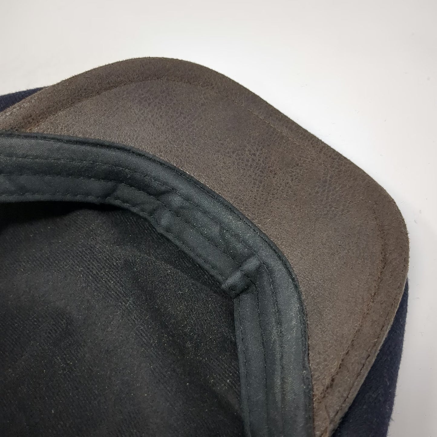 WAR Newsboy Cap Black Brown One Size Herringbone Snap Closure Cotton Blend Hat