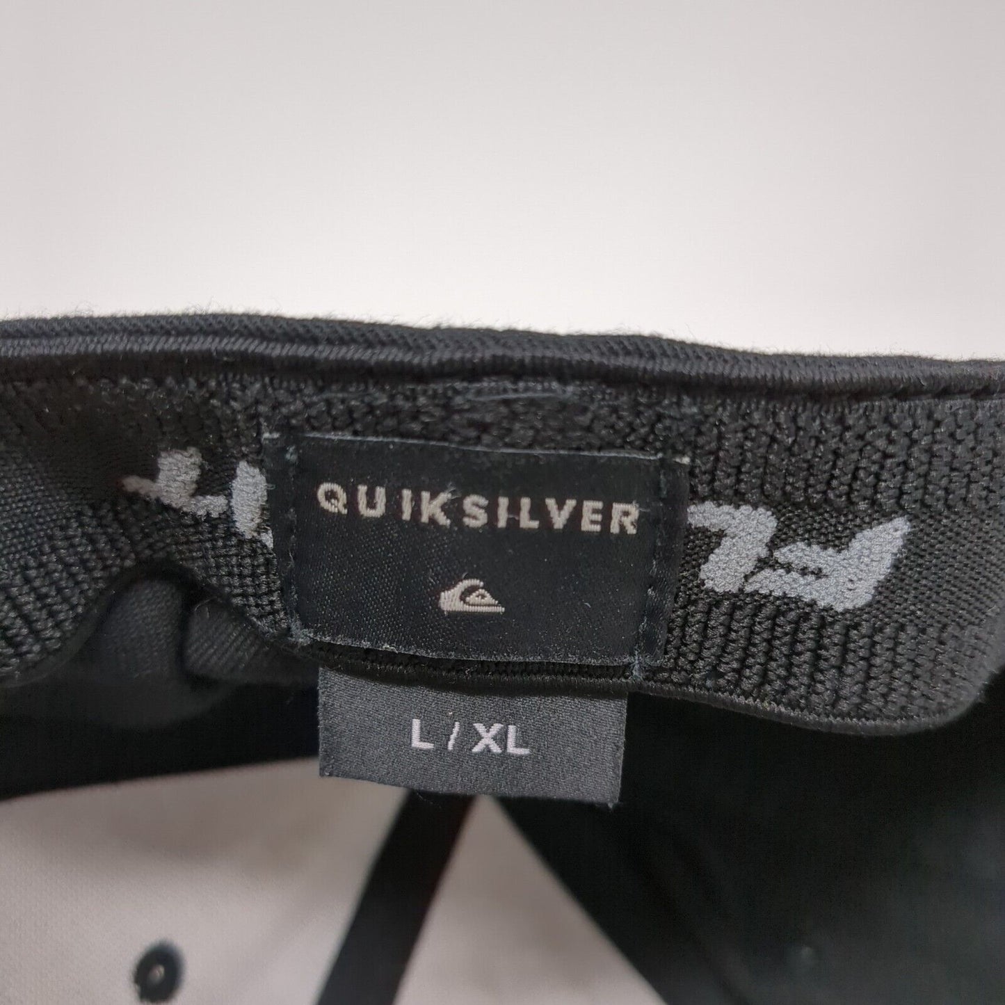 Quiksilver 1969 Fitted Hat Black L/XL Embroidered Flexfit 6 Panel