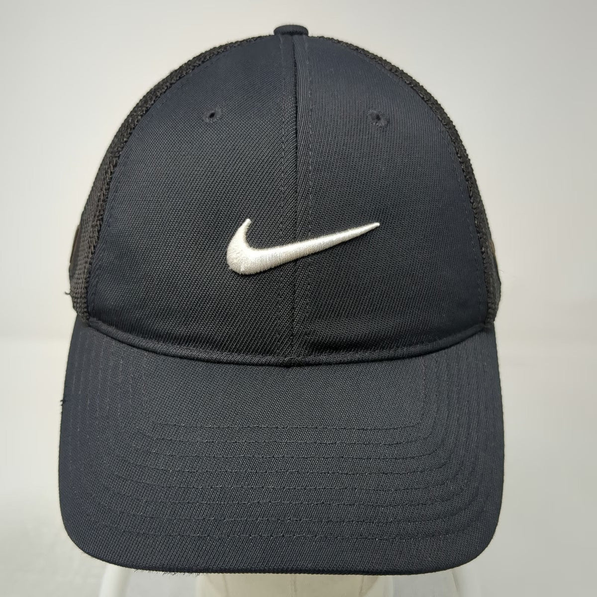 Nike Baseball Cap Black One Size Fitted Mesh Back Flexfit VRS RZN Swoosh Hat