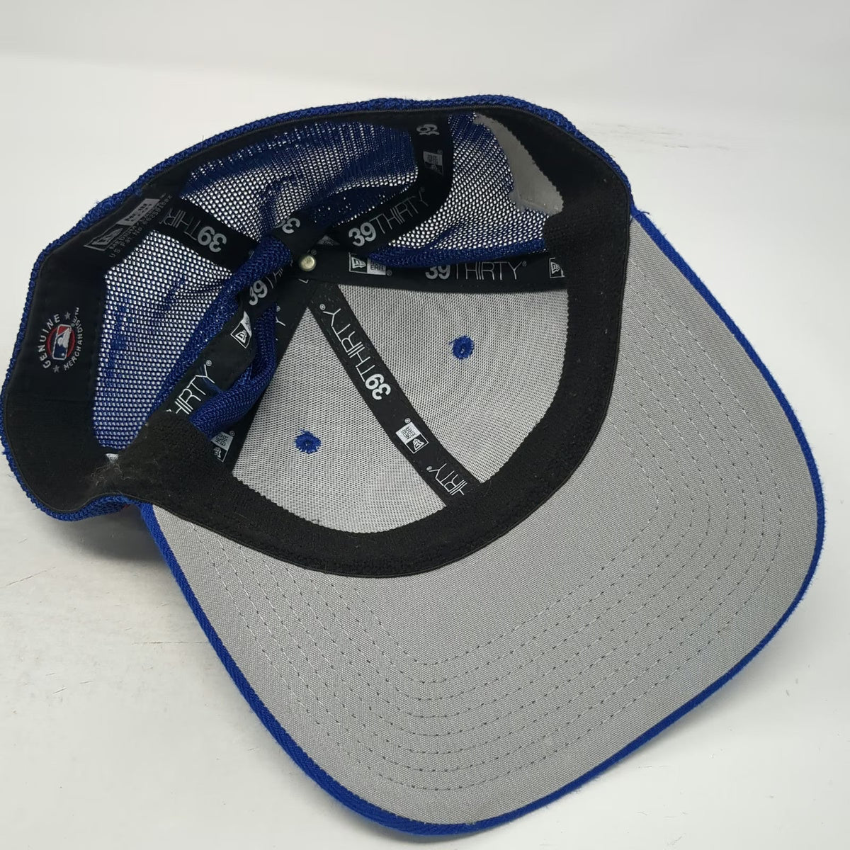 Chicago Cubs MLB New Era Baseball Cap Blue L Mesh Back Stretch Fit 39THIRTY Hat