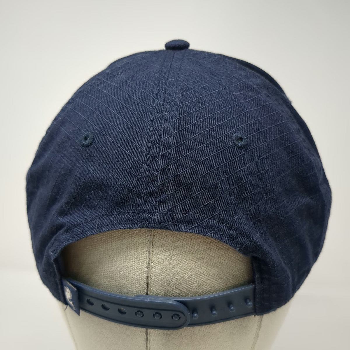 Vineyard Vines Snapback Blue Hat One Size Rope Ripstop Whale Logo Patch Cotton