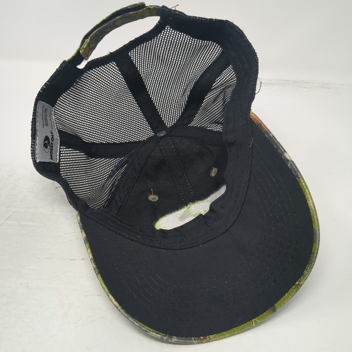 Mossy Oak Baseball Cap Green Black Camo One Size Mesh Back Strapback Hat Hunting