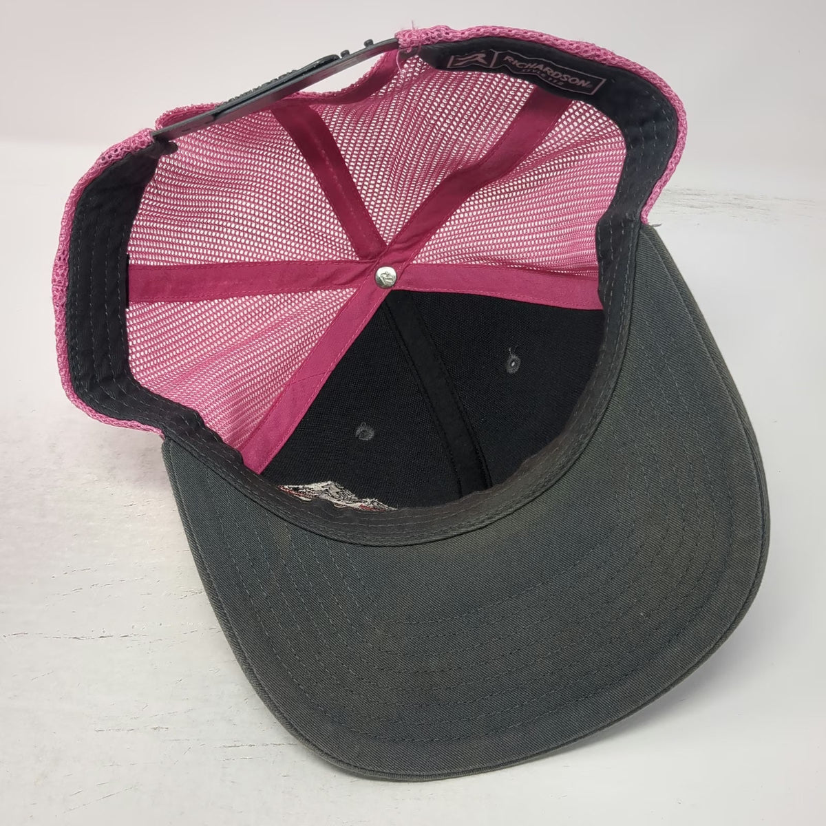 Richardson Trucker Hat Gray Pink One Size Mesh Snapback Mountain Flag Logo