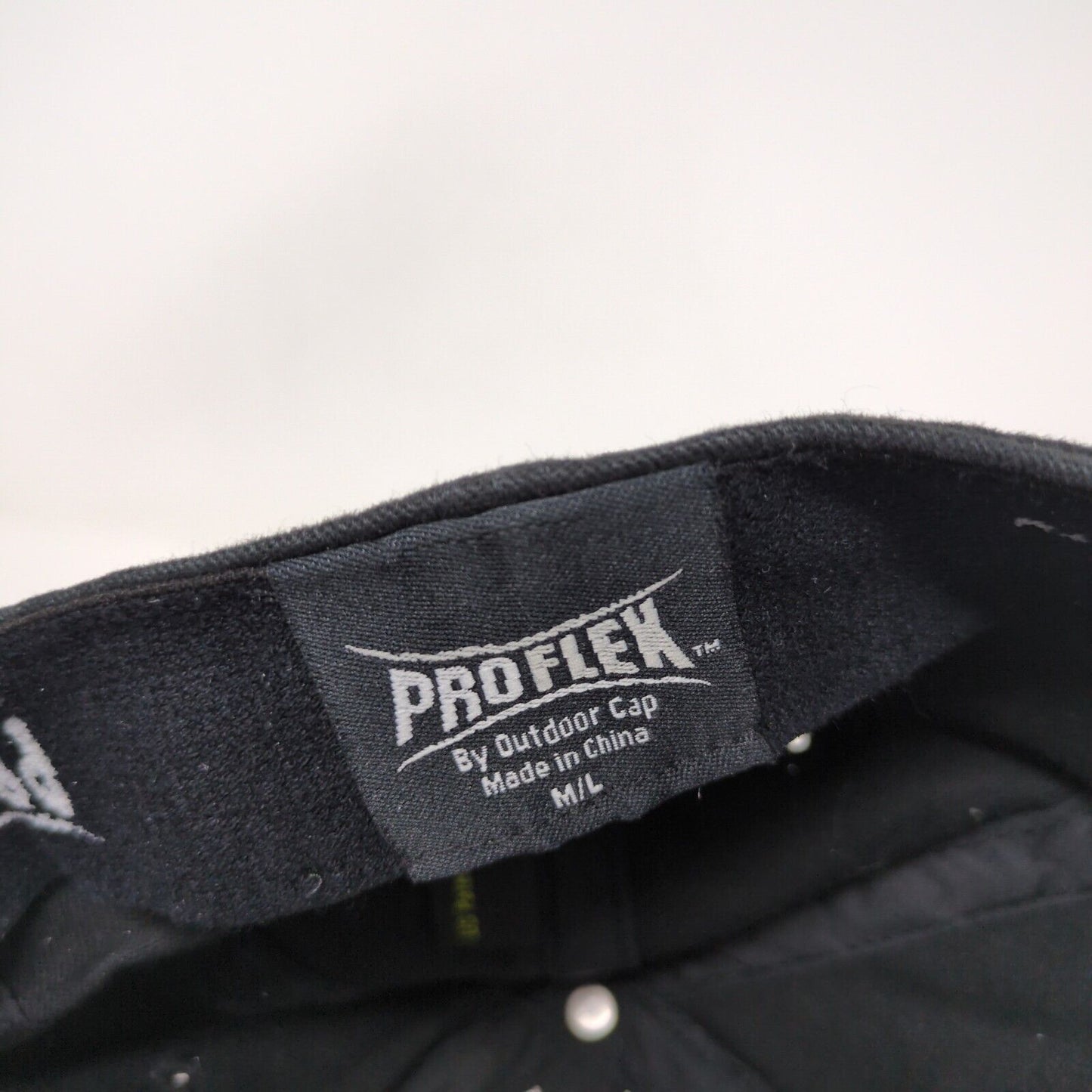 Denuke Fitted Hat Black M/L Embroidered Solid Vent Holes Proflex