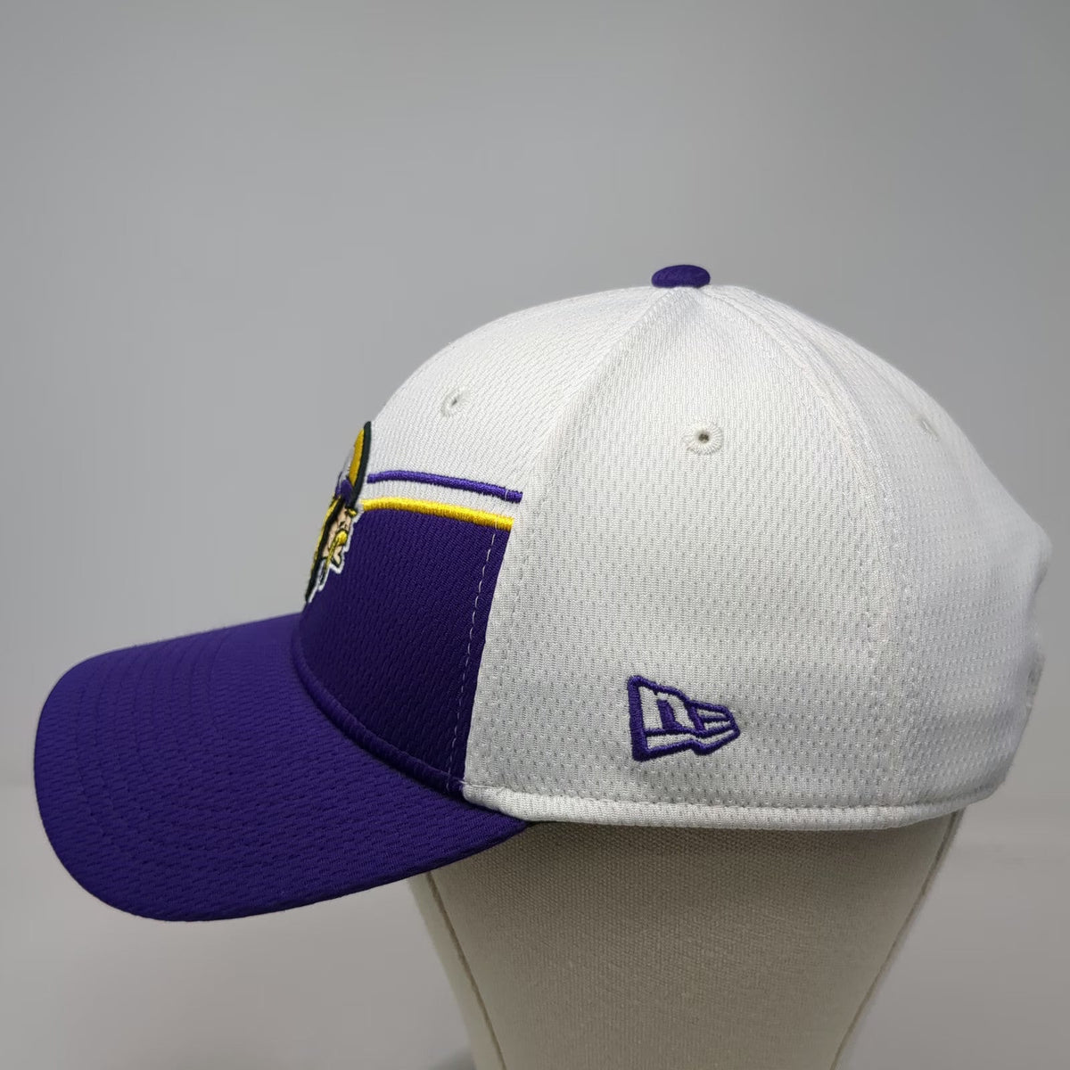 New Era Snapback White Purple One Size NFL Minnesota Vikings Embroidered Hat