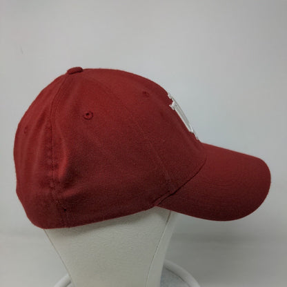 Nike Team Men's Swoosh Flex Fitted Hat Red Size M/L IU Indiana Hoosiers Logo