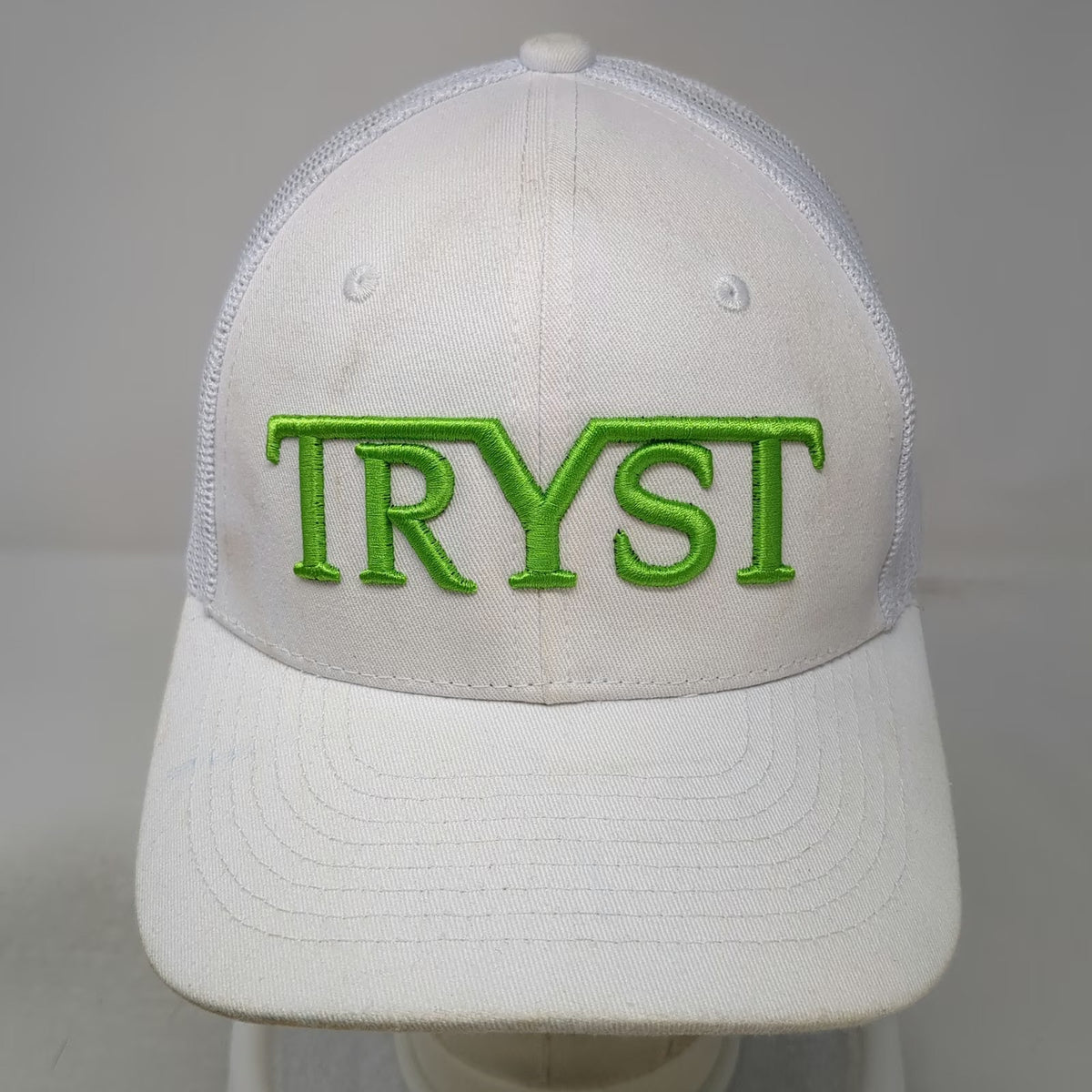Trucker Hat White Green One Size Tryst Embroidered Logo Snapback Mesh Back