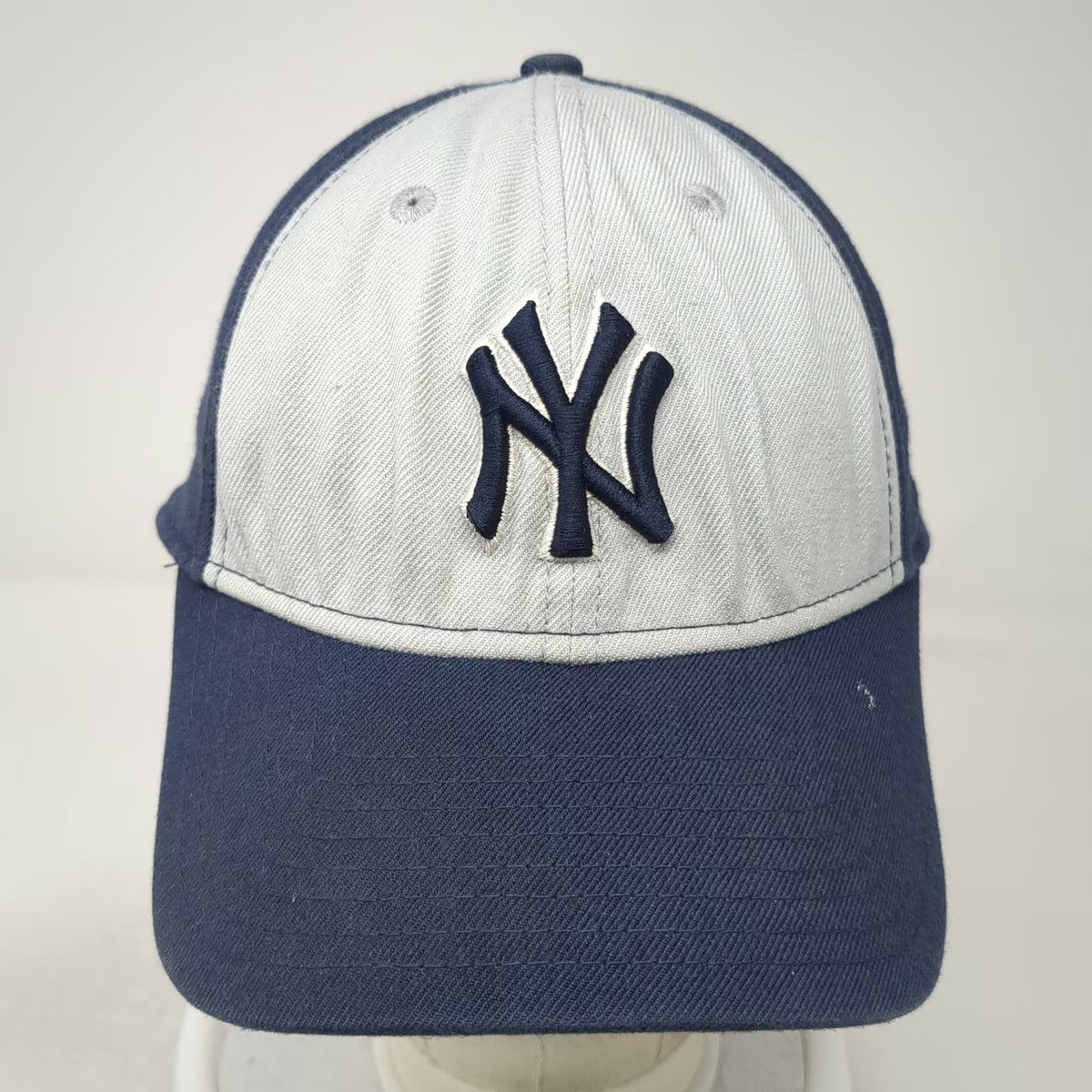 New Era New York Yankees MLB Baseball Cap Blue L 39THIRTY Stretch Fit Hat Logo