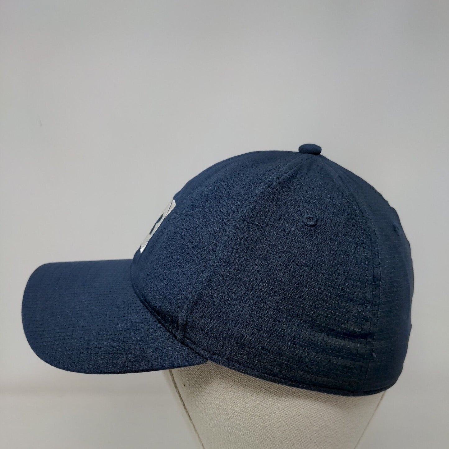 Under Armour Golf Fitted Hat Blue Medium/Large Embroidered Classic Fit