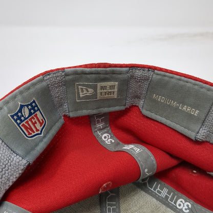 Tampa Bay Buccaneers NFL New Era Cap Red L 39THIRTY Stretch Fit Gray Logo Hat