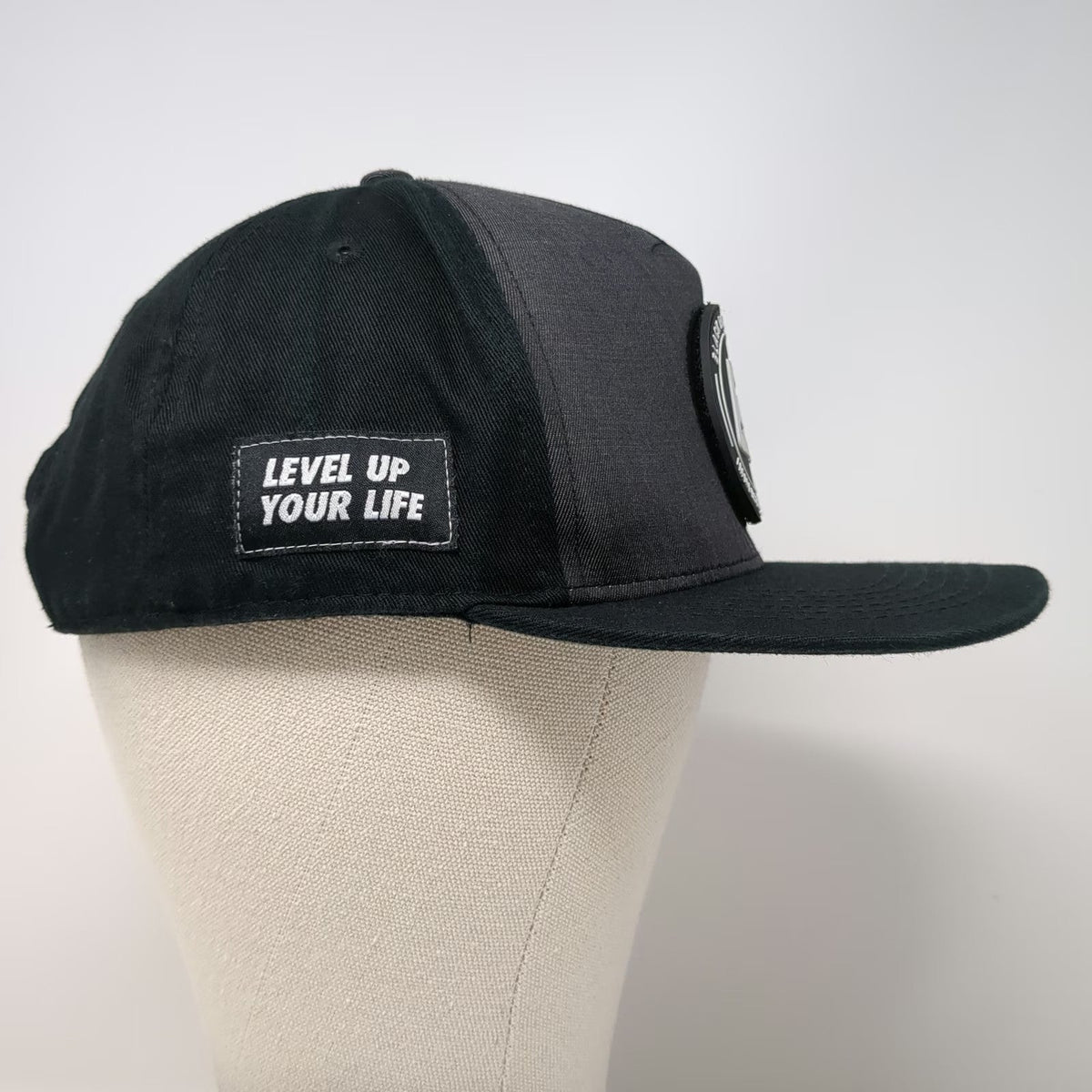 Black Box 5 Panel Black Hat One Size VR Fitness Experience Flat Brim Snapback