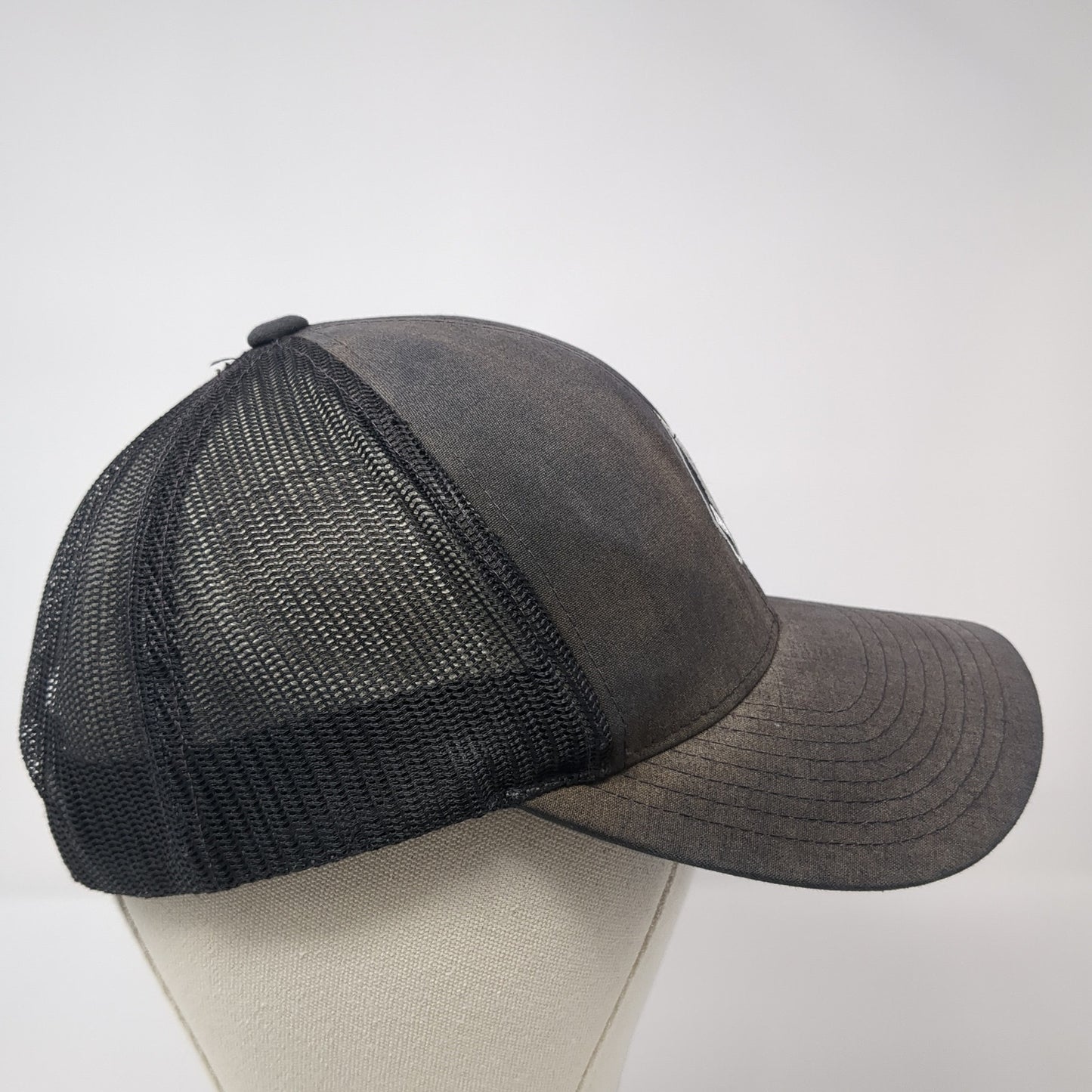 Volcom Snapback Trucker Hat Black One Size Adjustable Embroidered Mesh Back