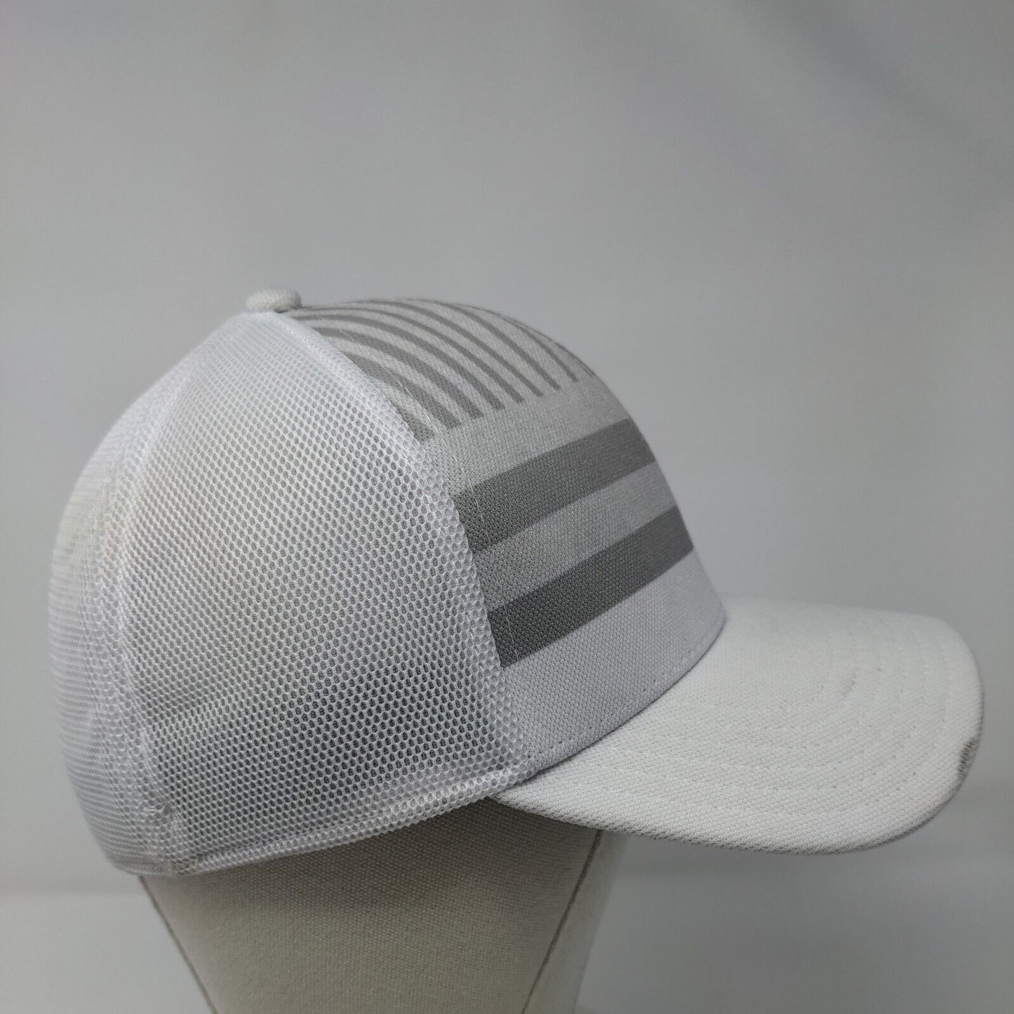 Oakley Silicon Bark Fitted Trucker Hat White S/M Striped Mesh Back