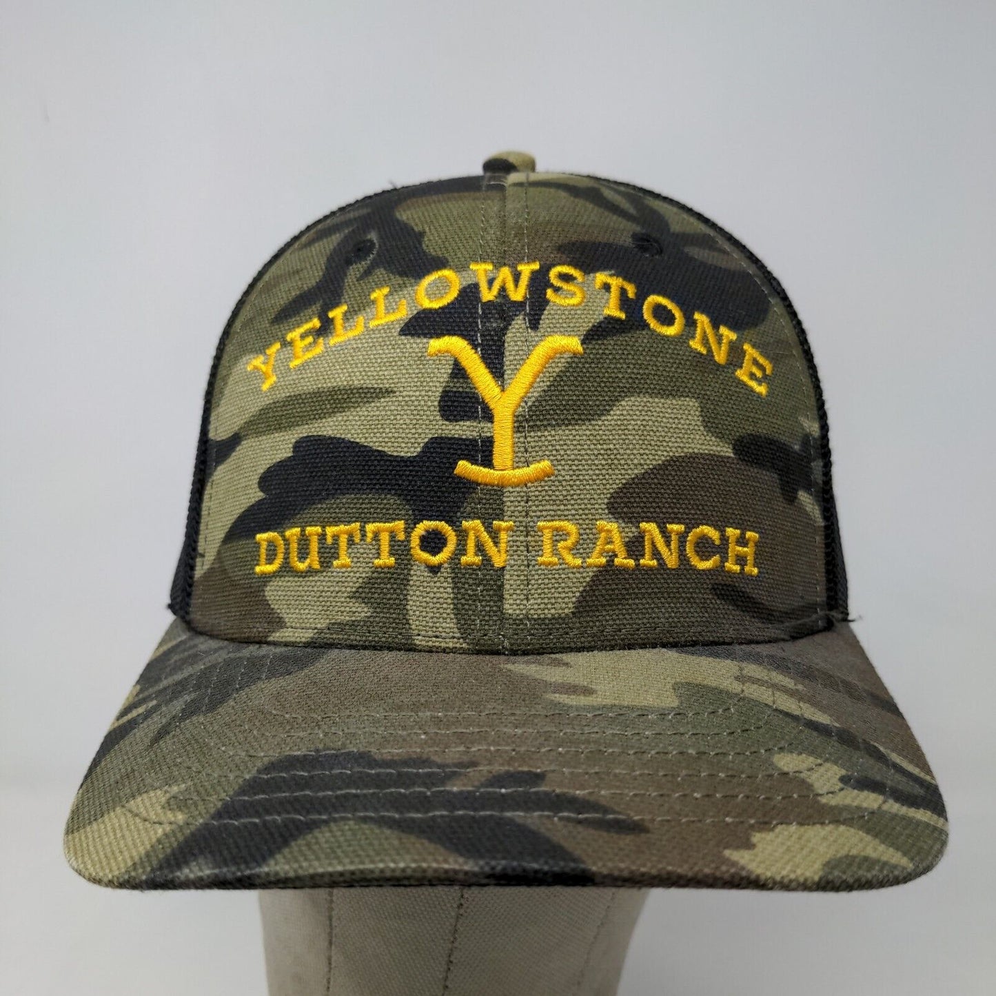 Yellowstone Paramount Men's Snapback Mesh Back Camo Trucker Hat Size OSFM Logo