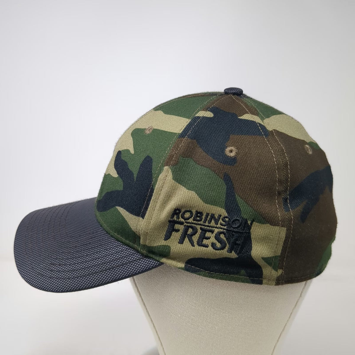 New Era 39THIRTY Baseball Cap Green Camo M Robinson Fresh Stretch Fit Hat