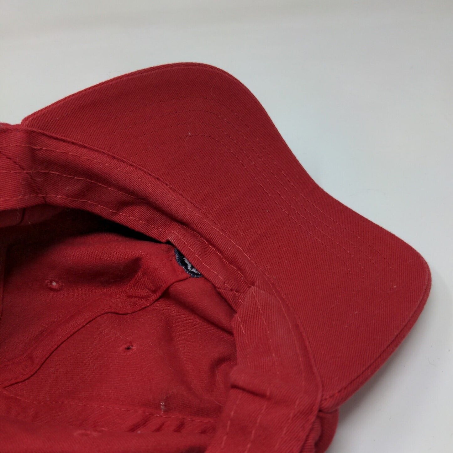 Banana Republic Men's Slideback Hat Red Size S/M Embroidered Elephant Logo