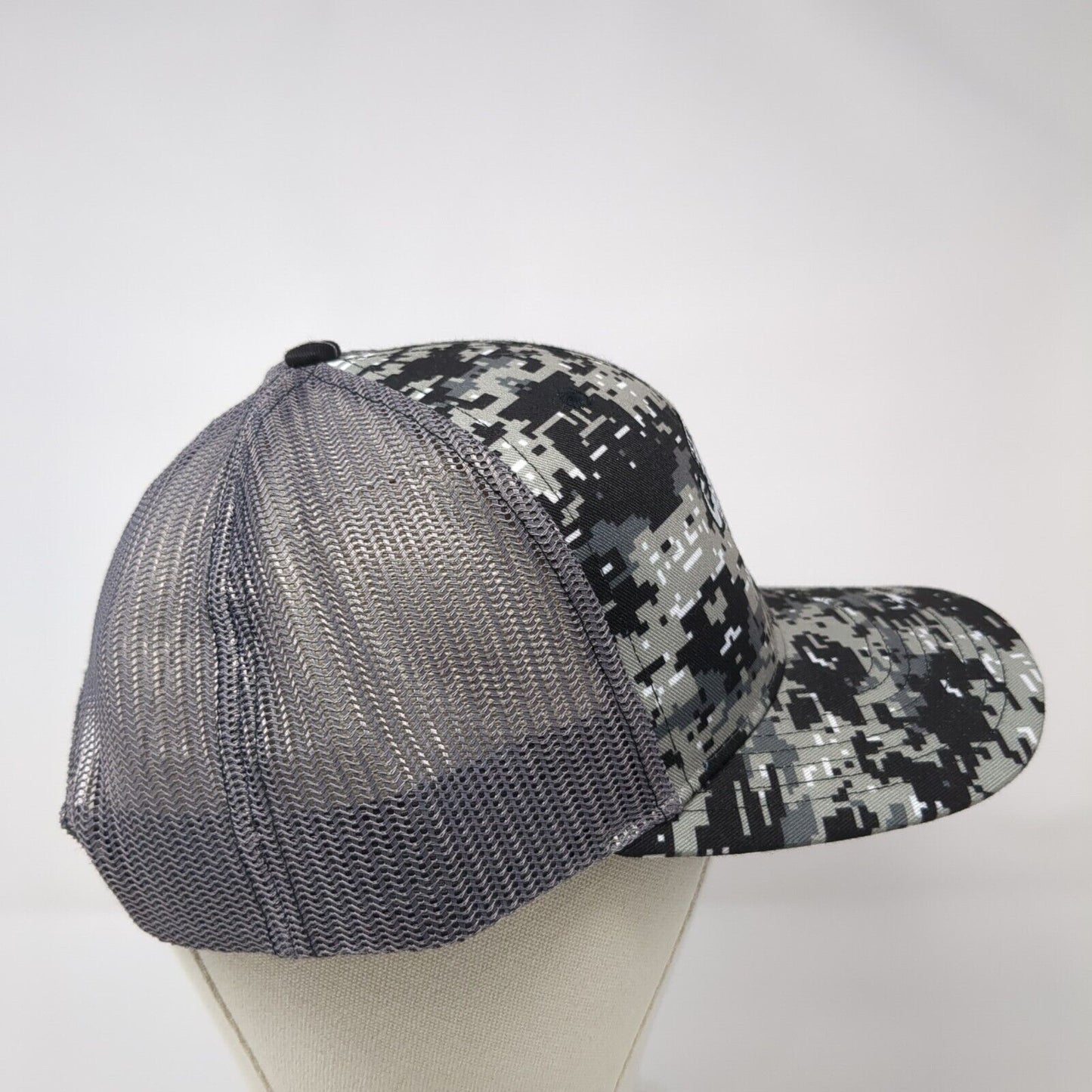 Richardson Snapback Trucker Hat Camo OSFA Embroidered Logo Mesh Back