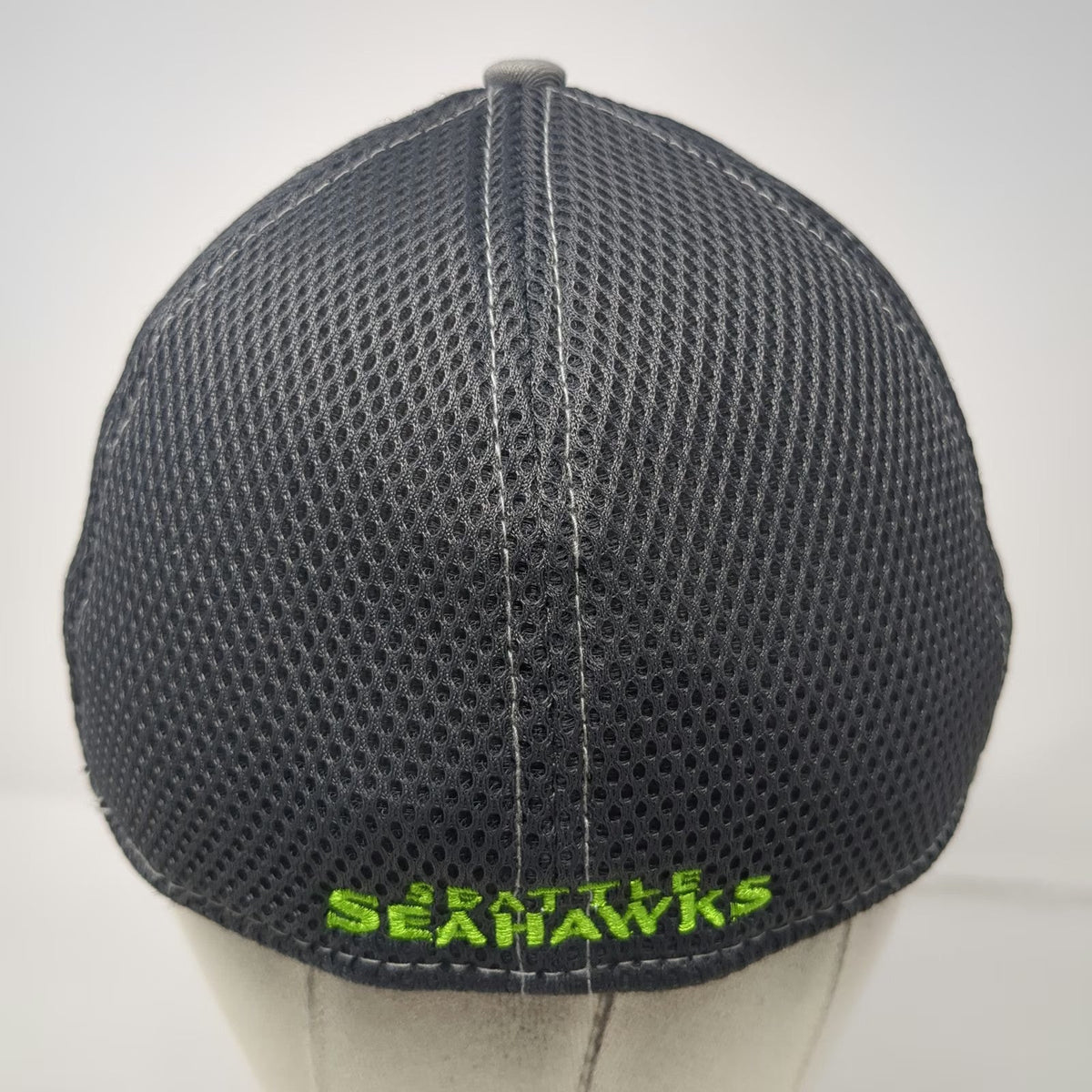New Era Seattle Seahawks NFL Gray Cap L Mesh Back Stretch Fit 39THIRTY Logo Hat