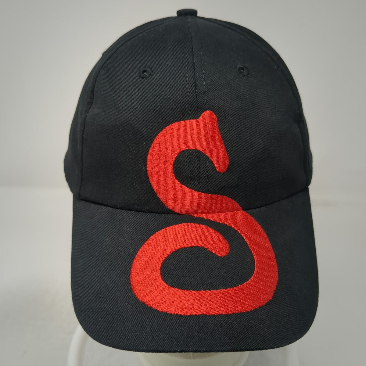 Island Promotions Baseball Cap Black One Size Shari's Restaurant Embroidered hat