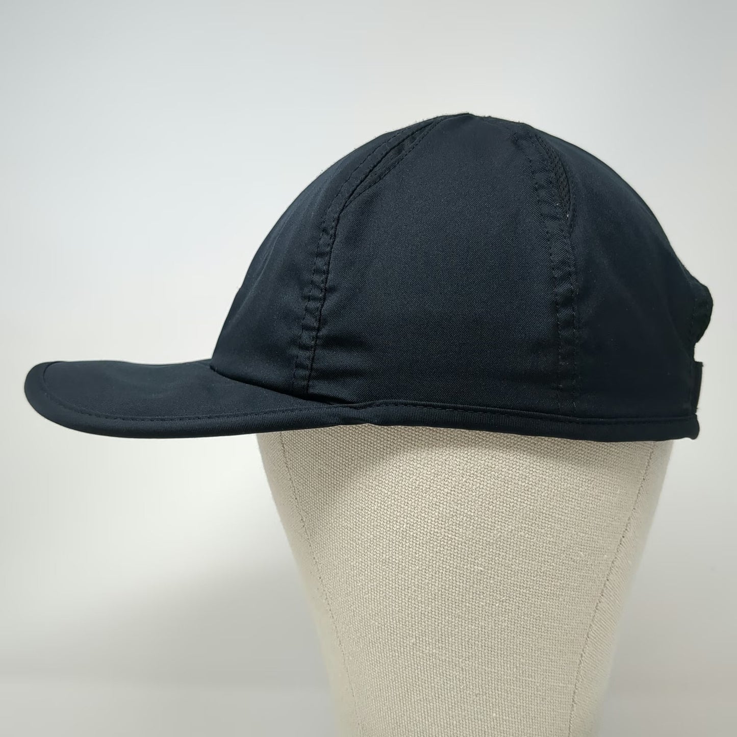 Nike Baseball Cap Black One Size Featherlight Dri-FIT Adjustable Swoosh Logo Hat