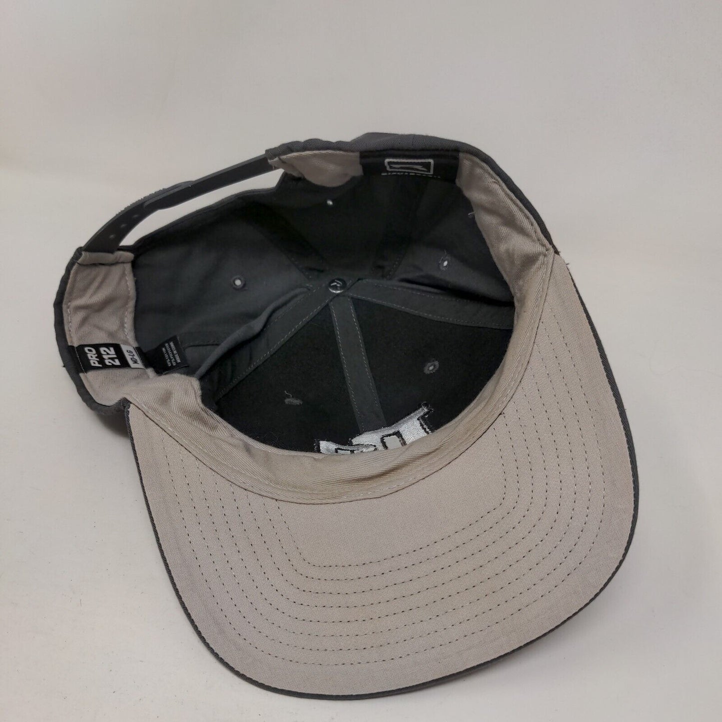 D2 Snapback Hat Gray M/L Embroidered Pro 212 Adjustable Richardson