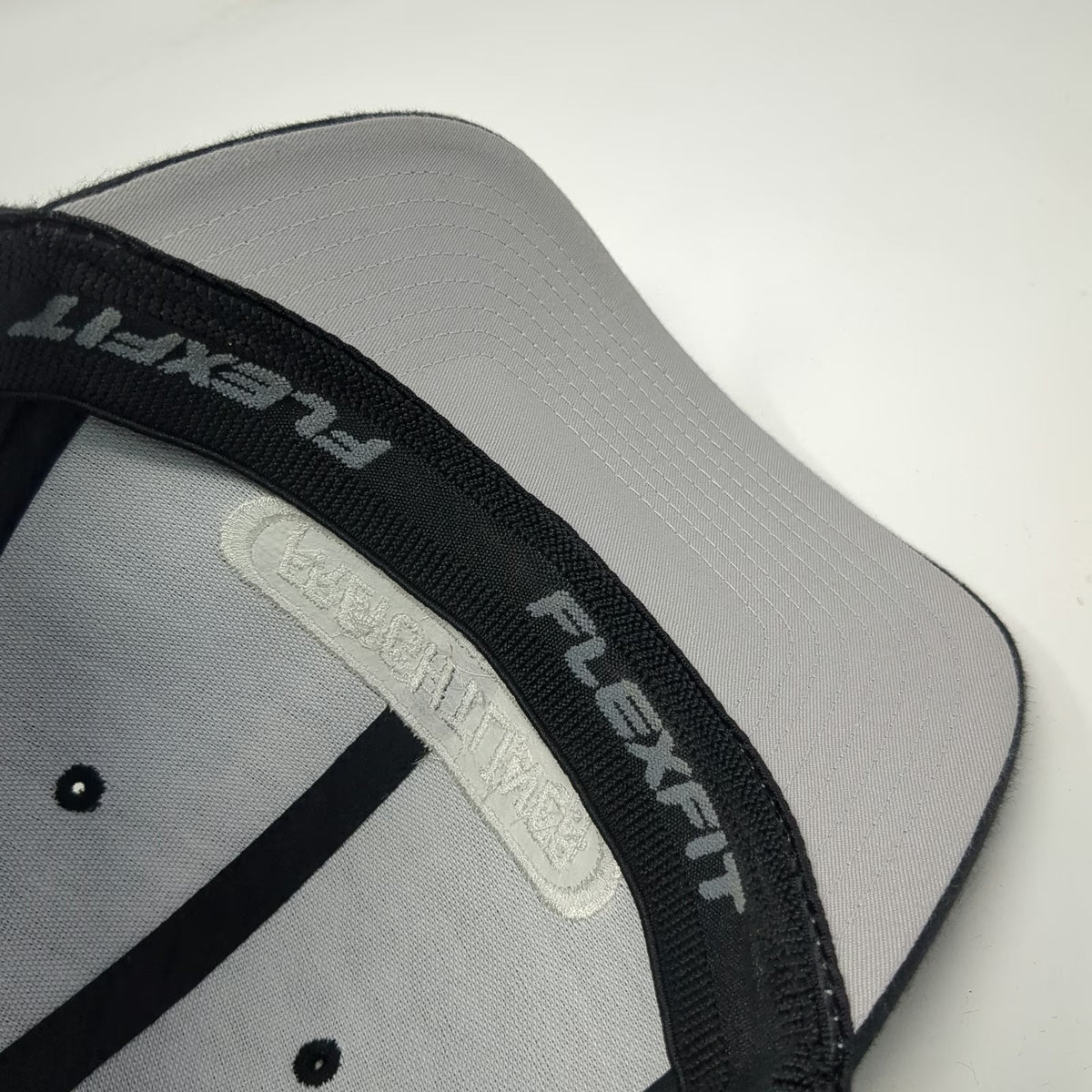 Flexfit Baseball Cap Black XL Freightliner Trucking Logo Embroidered Hat