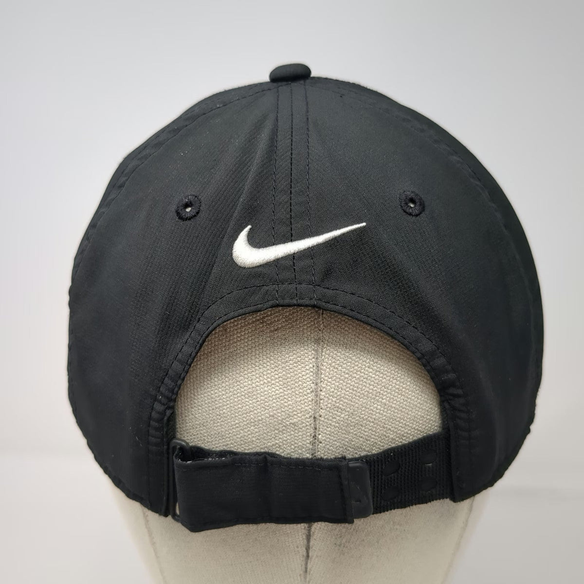 Nike Baseball Cap Black One Size Swoosh Logo Performance Adjustable Athletic Hat