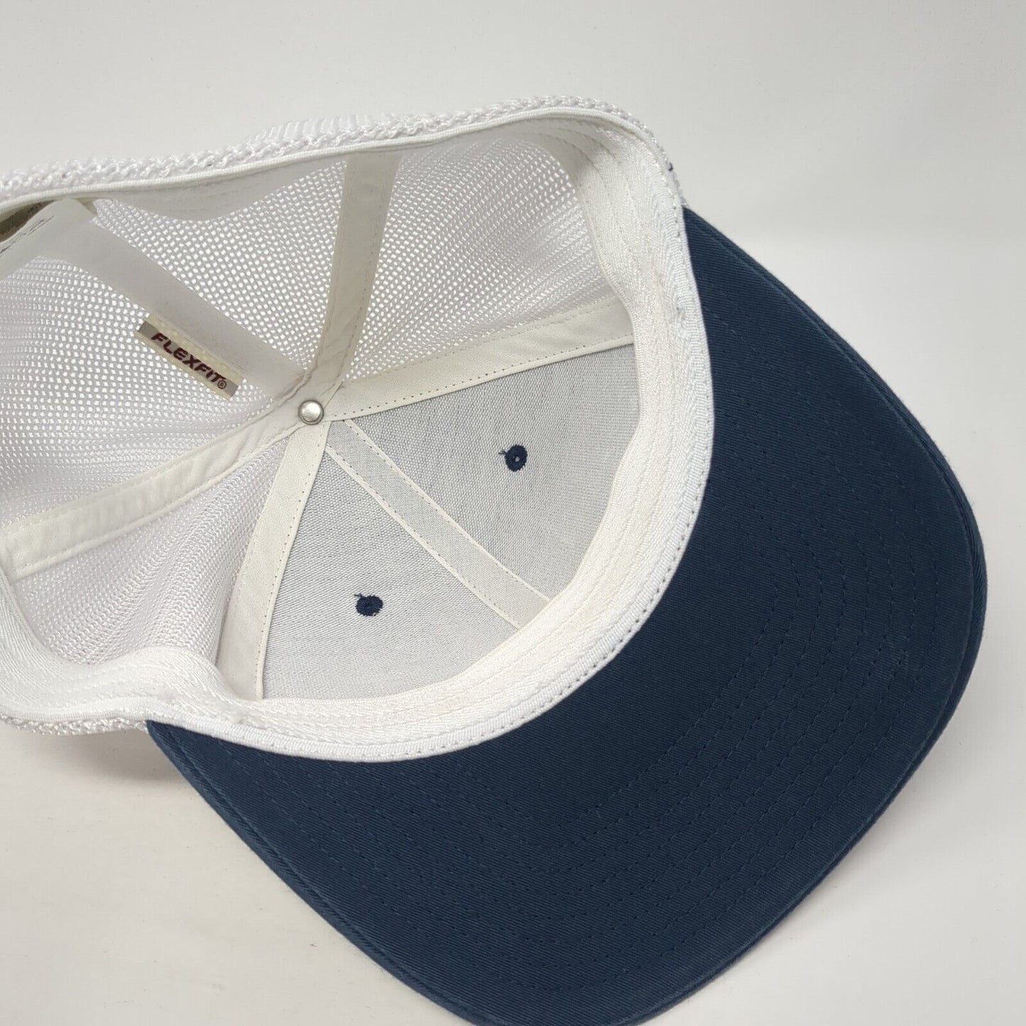 Columbia Unisex Fitted Trucker Hat Blue Size L/XL Lightweight Mesh Back 6 Panel