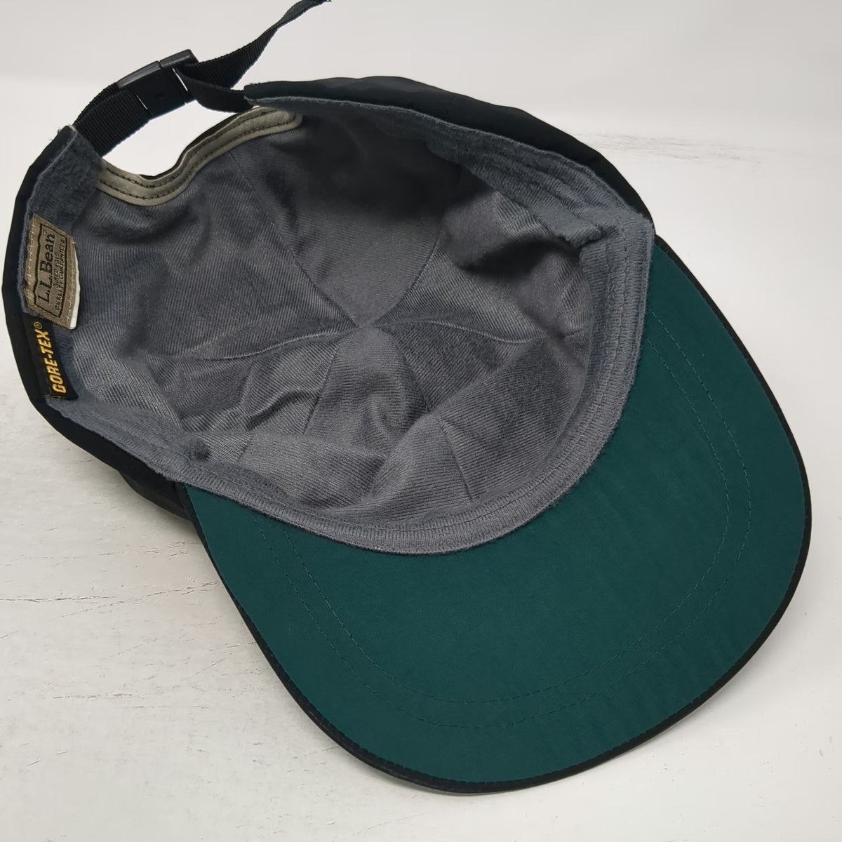 L.L.Bean Baseball Cap Black Gore-Tex Fleece Lined Slideback Strap Hat Vintage